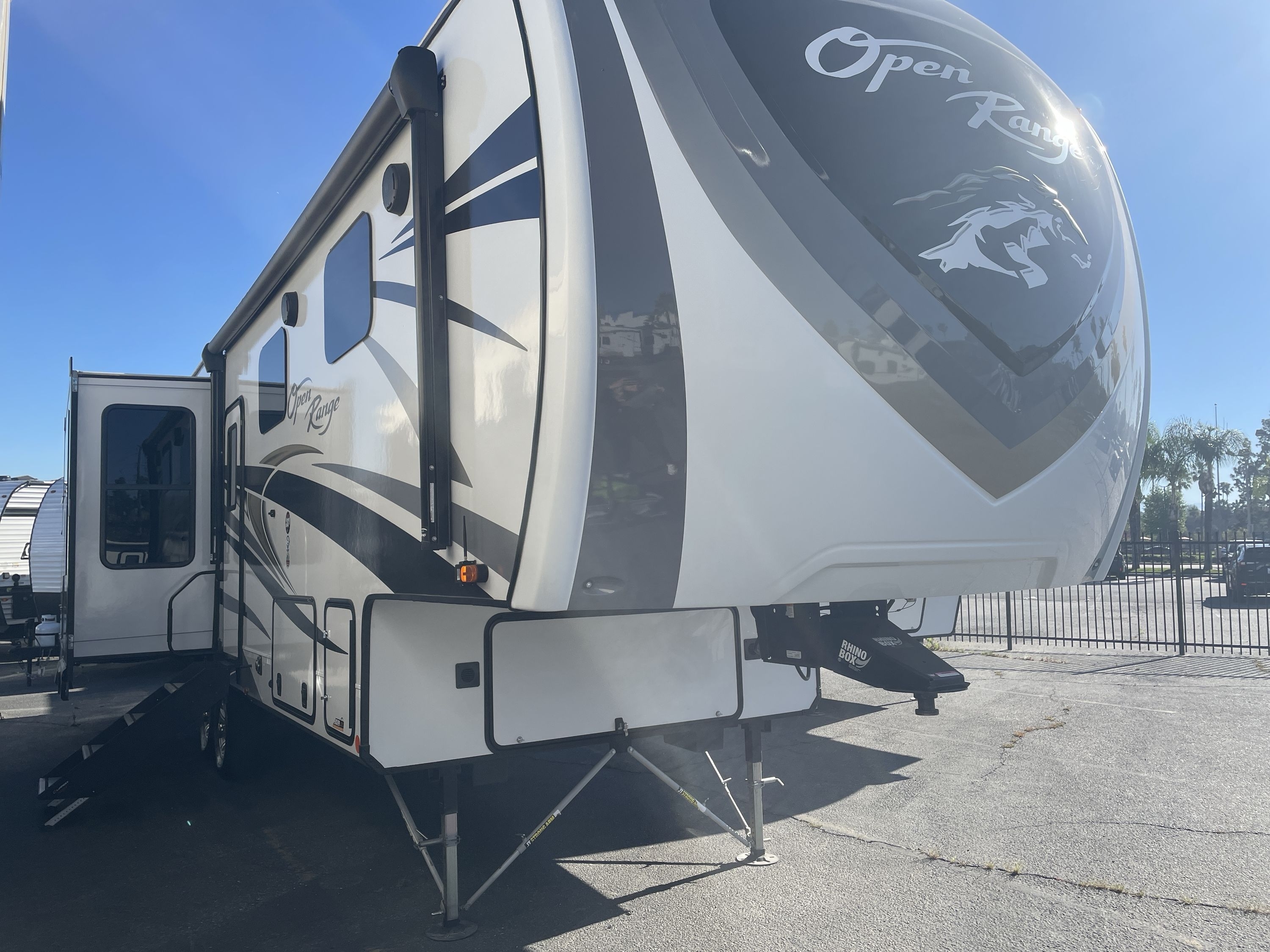 2023 Highland Ridge OPEN RANGE 284RLS RV