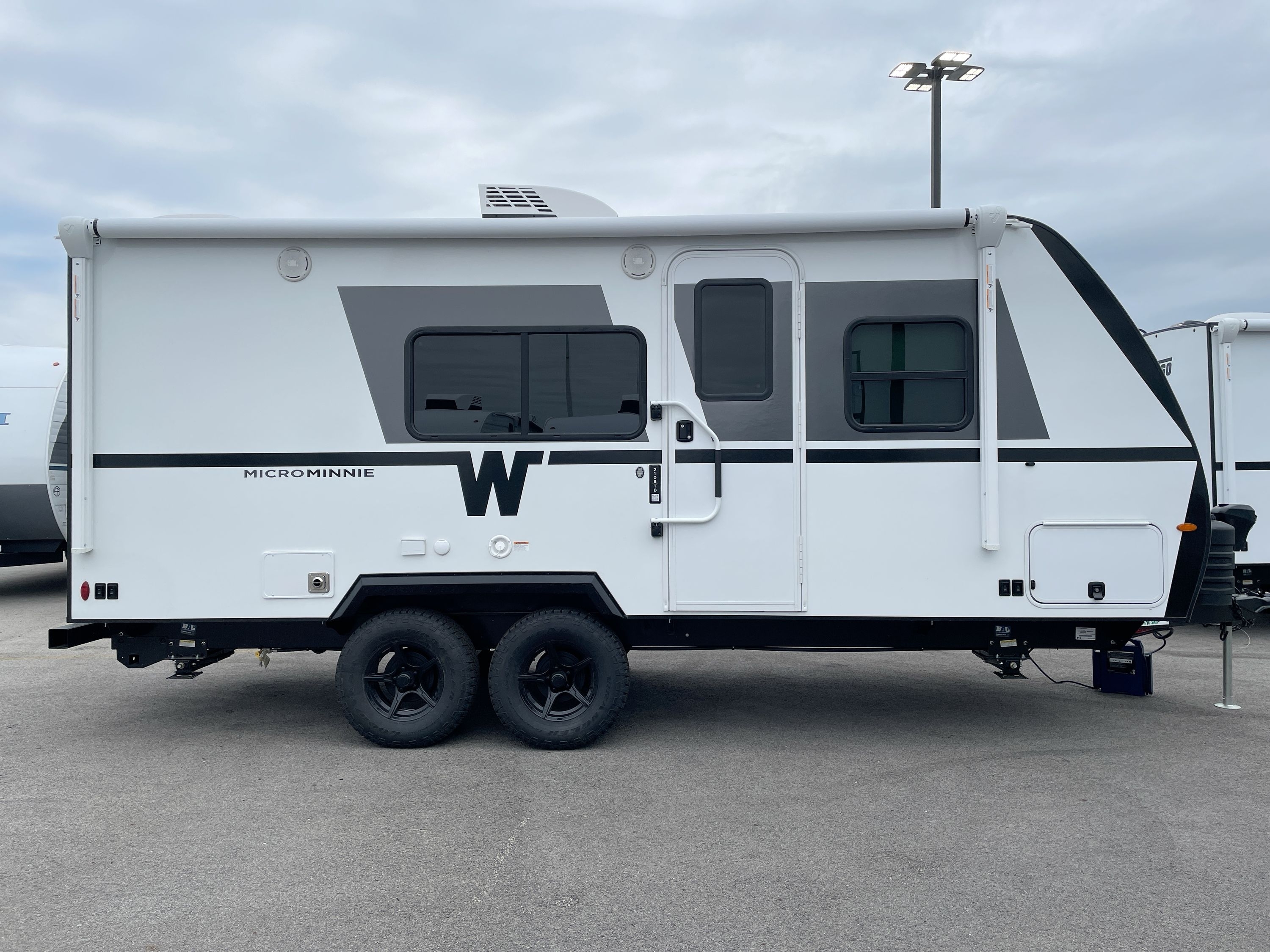 2026 Winnebago MICRO MINNIE 2108TB in braidwood IL