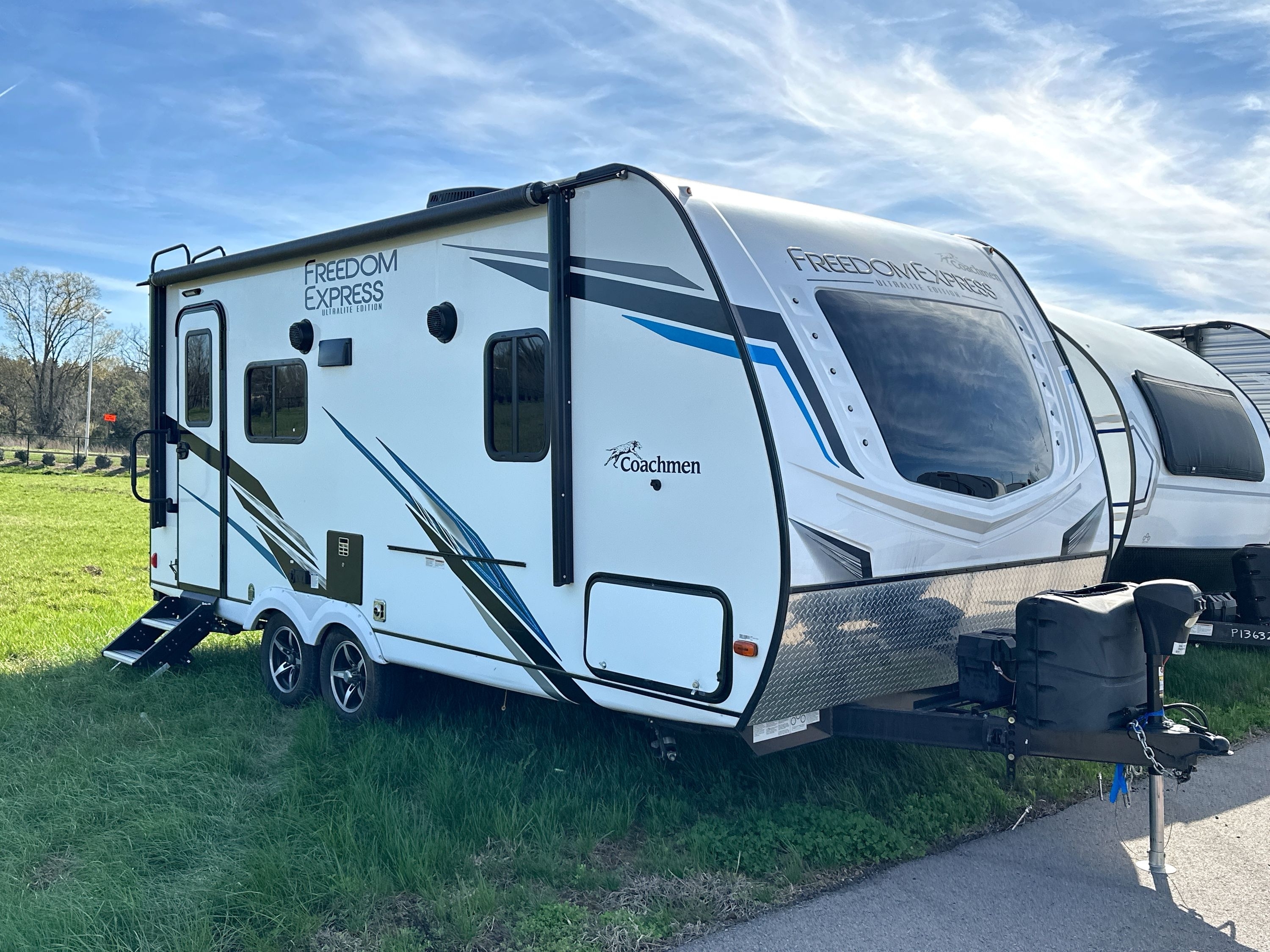 2022 Coachmen FREEDOM EXPRESS ULTRA LITE 192RBS in murfreesboro TN