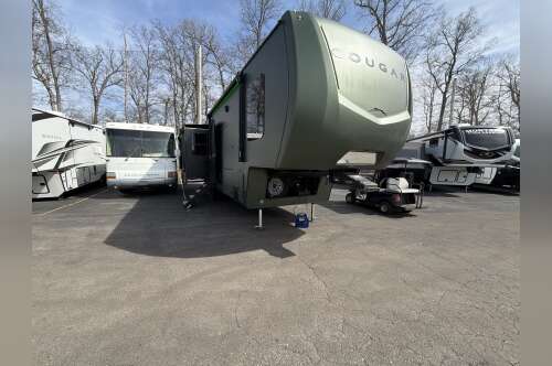 2025 Keystone COUGAR HERO EDITION 316RLS in chelsea MI