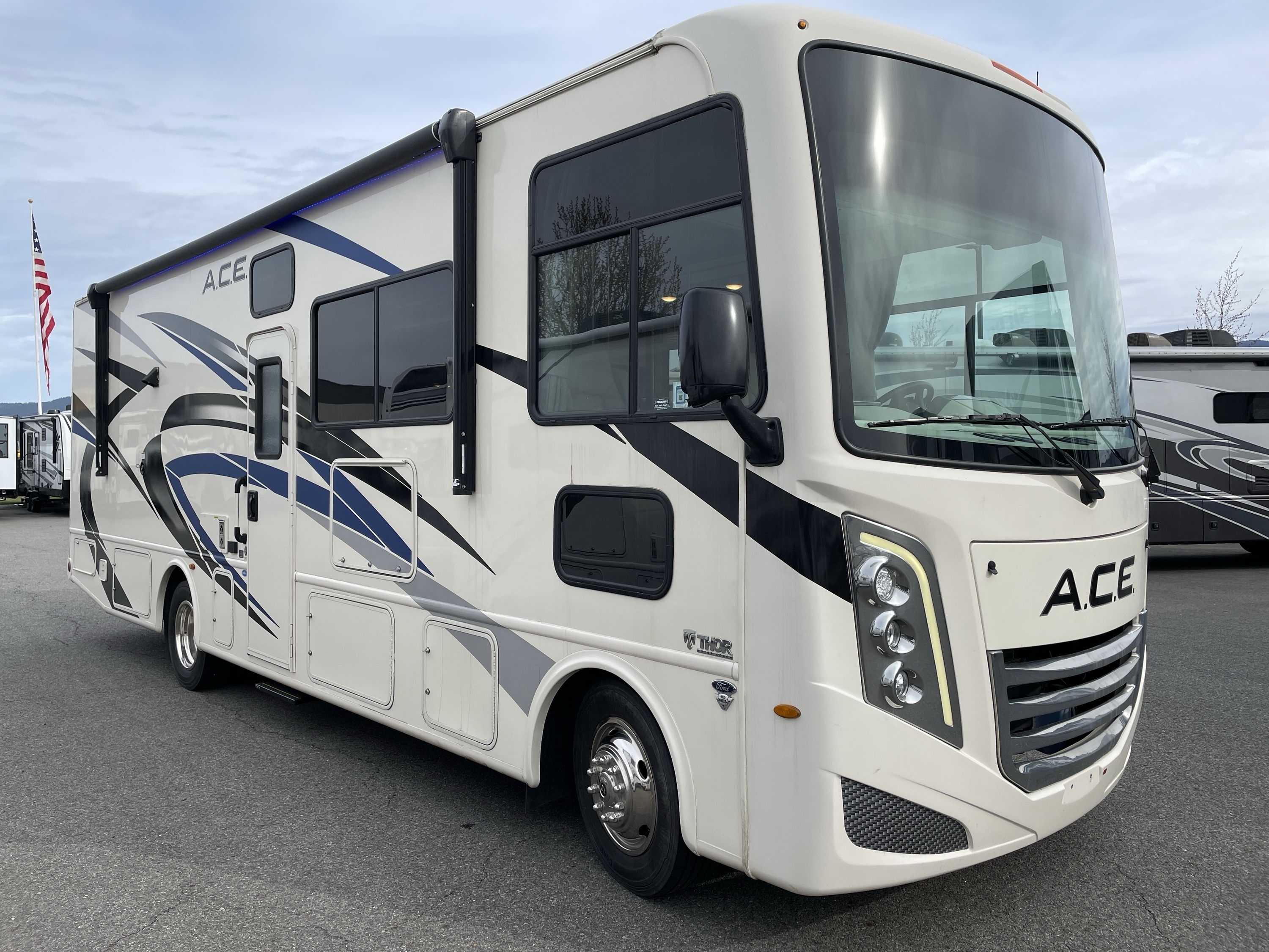 2023 Thor ACE 29G RV