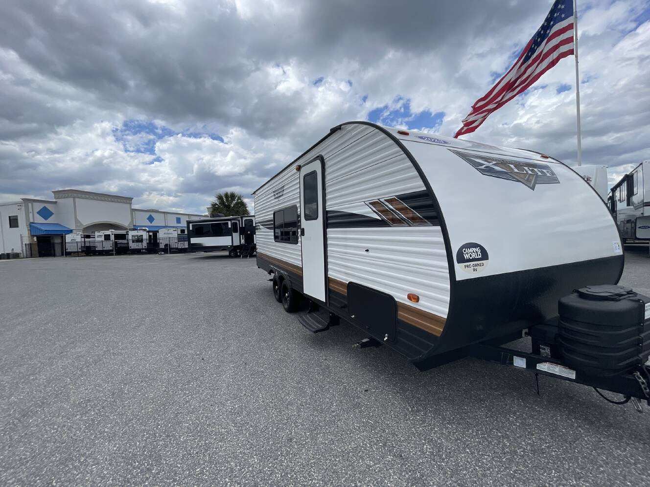 A photo of this 2023 Forest River WILDWOOD X-LITE 19DBXL