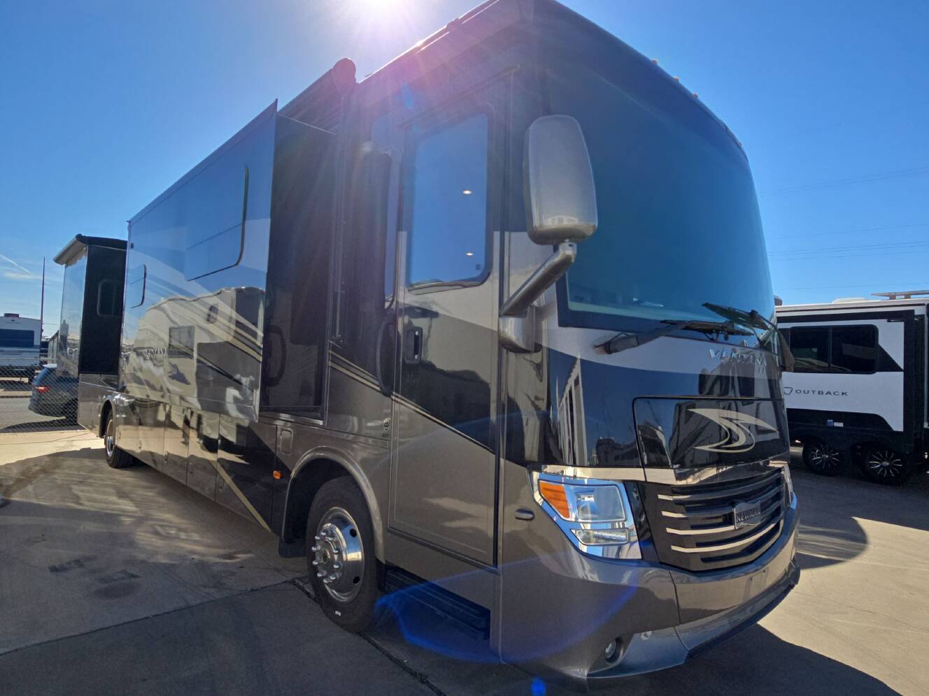 A photo of this 2016 Newmar VENTANA 4037