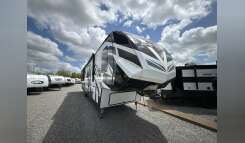 2021 Dutchmen VOLTAGE 4245 Fifth Wheel Toy Hauler RV