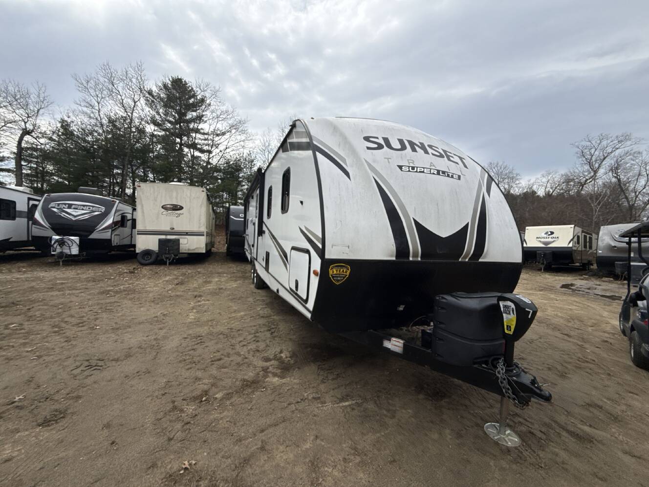 A photo of this 2022 Crossroads SUNSET TRAIL 299QB