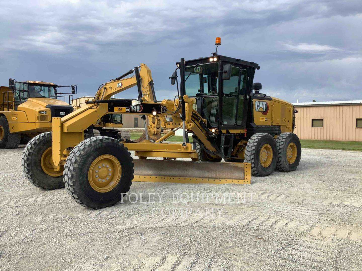 2020 CAT 140-13L in Chanute, KS