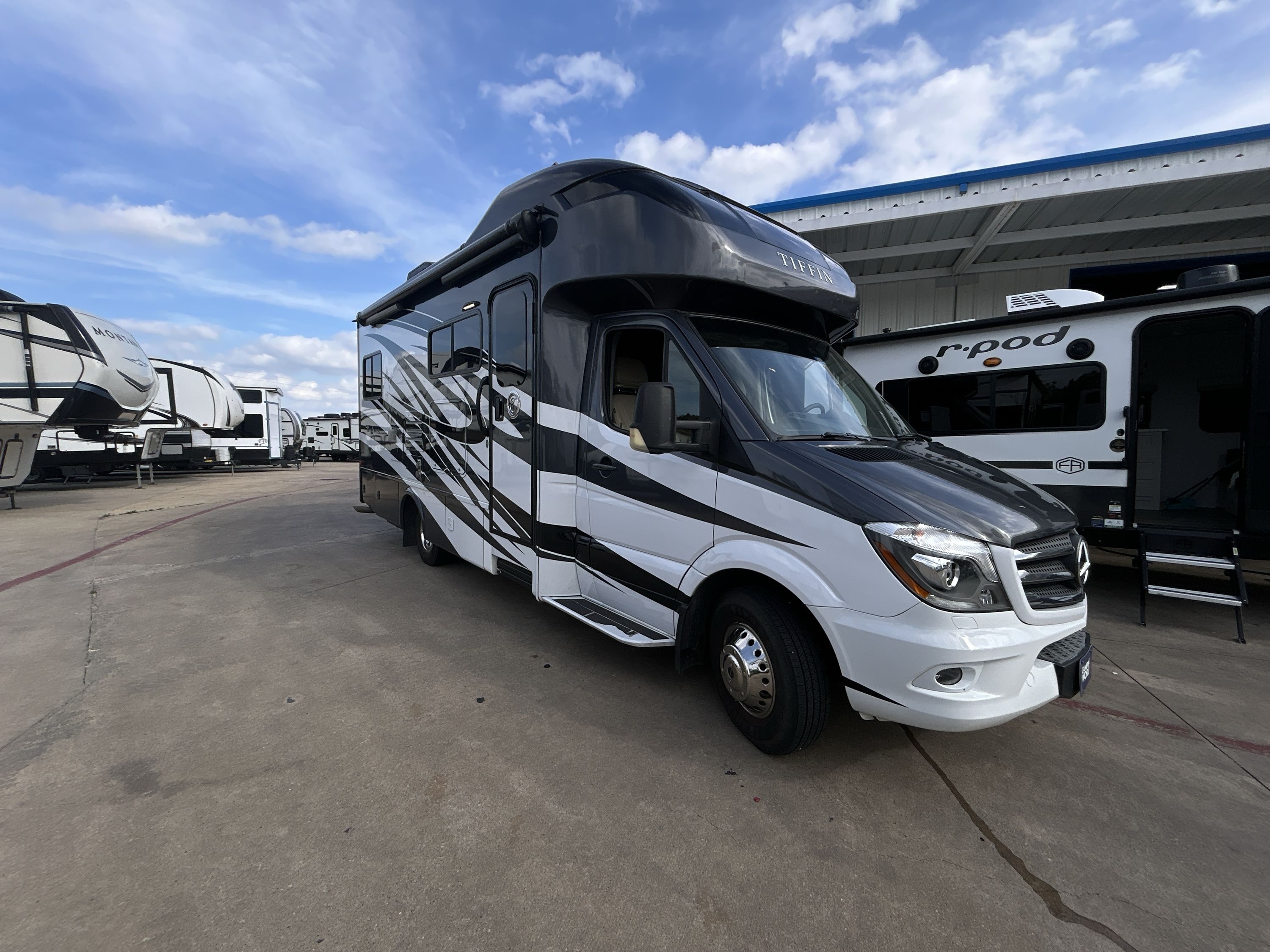 2017 Tiffin WAYFARER 24QW RV