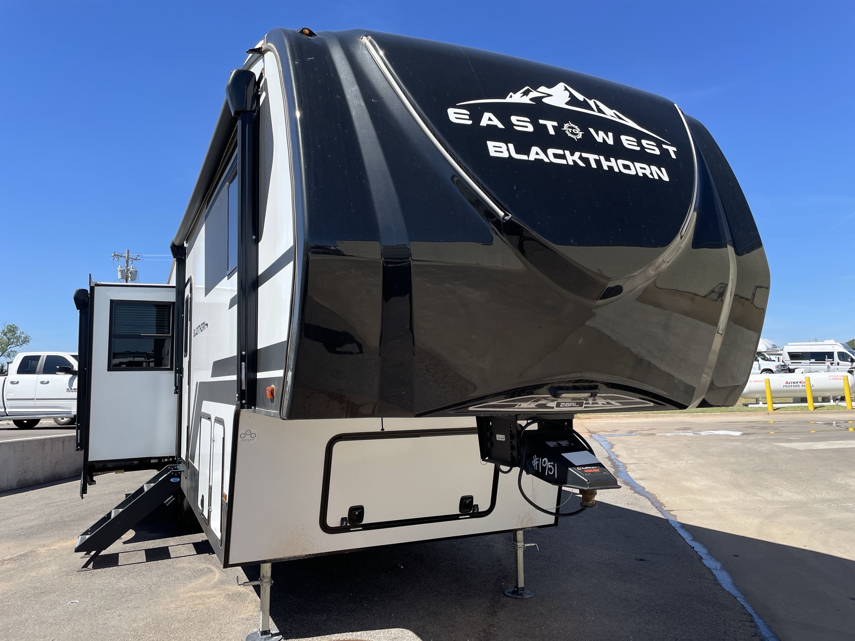 2025 East To West BLACKTHORN 28RL in oklahoma city OK