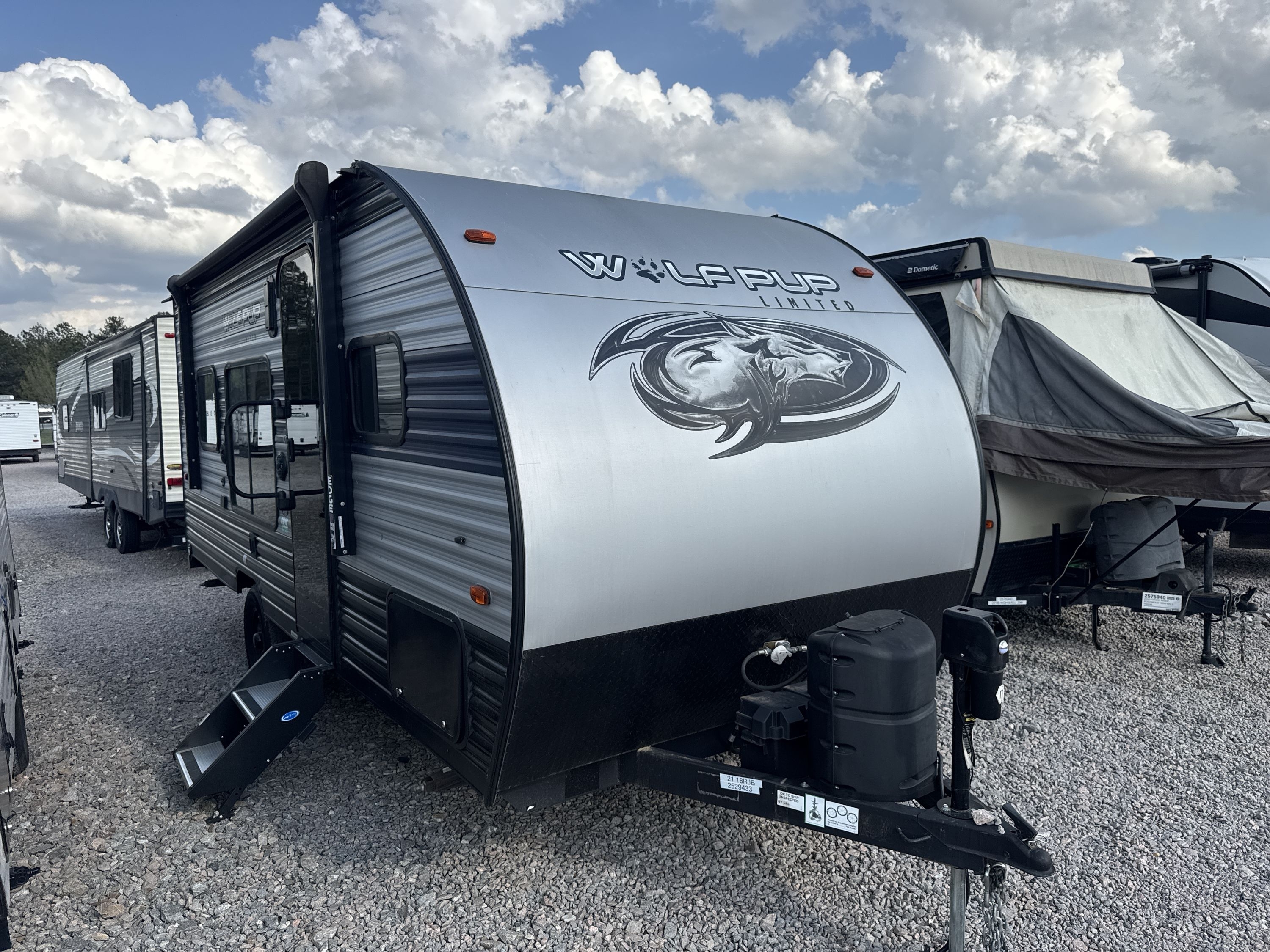 2021 Forest River WOLF PUP 18RJB Travel Trailer Toy Hauler RV