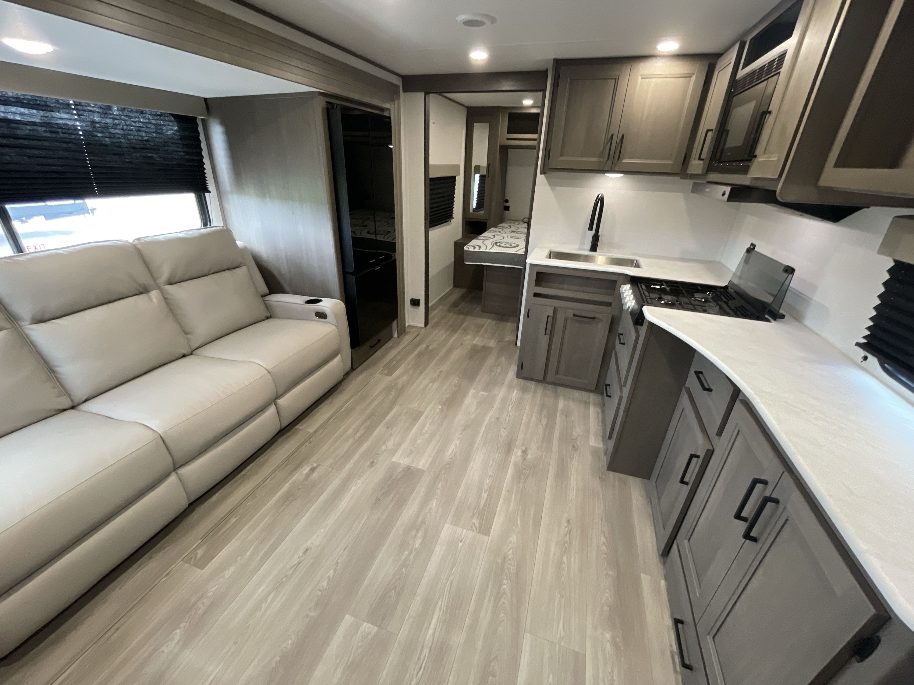 2025 Grand Design TRANSCEND XPLOR 22RBX in alvarado TX