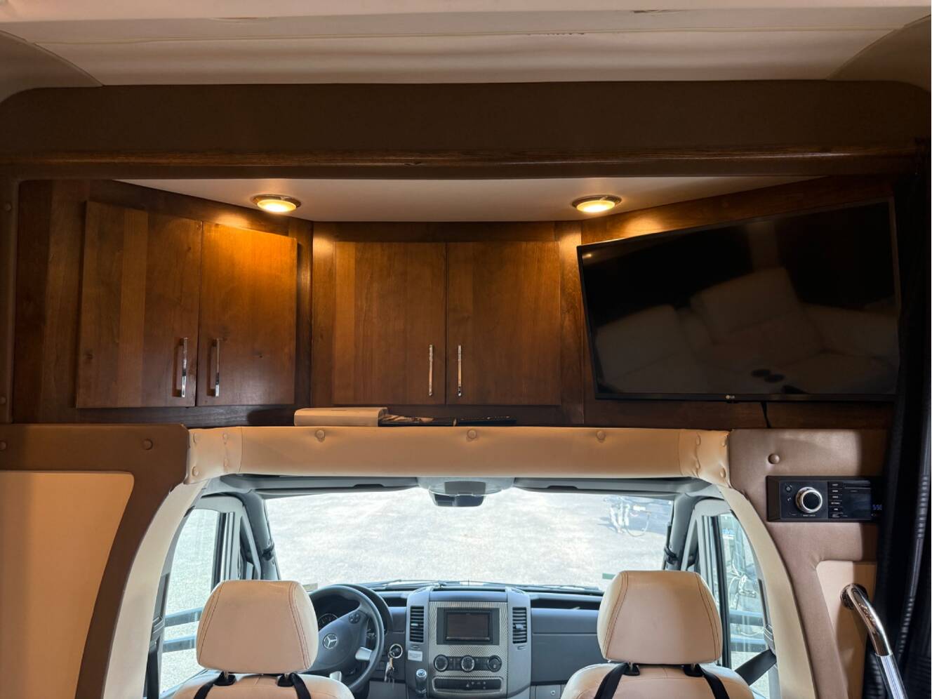 A photo of this 2019 Tiffin WAYFARER 24FW