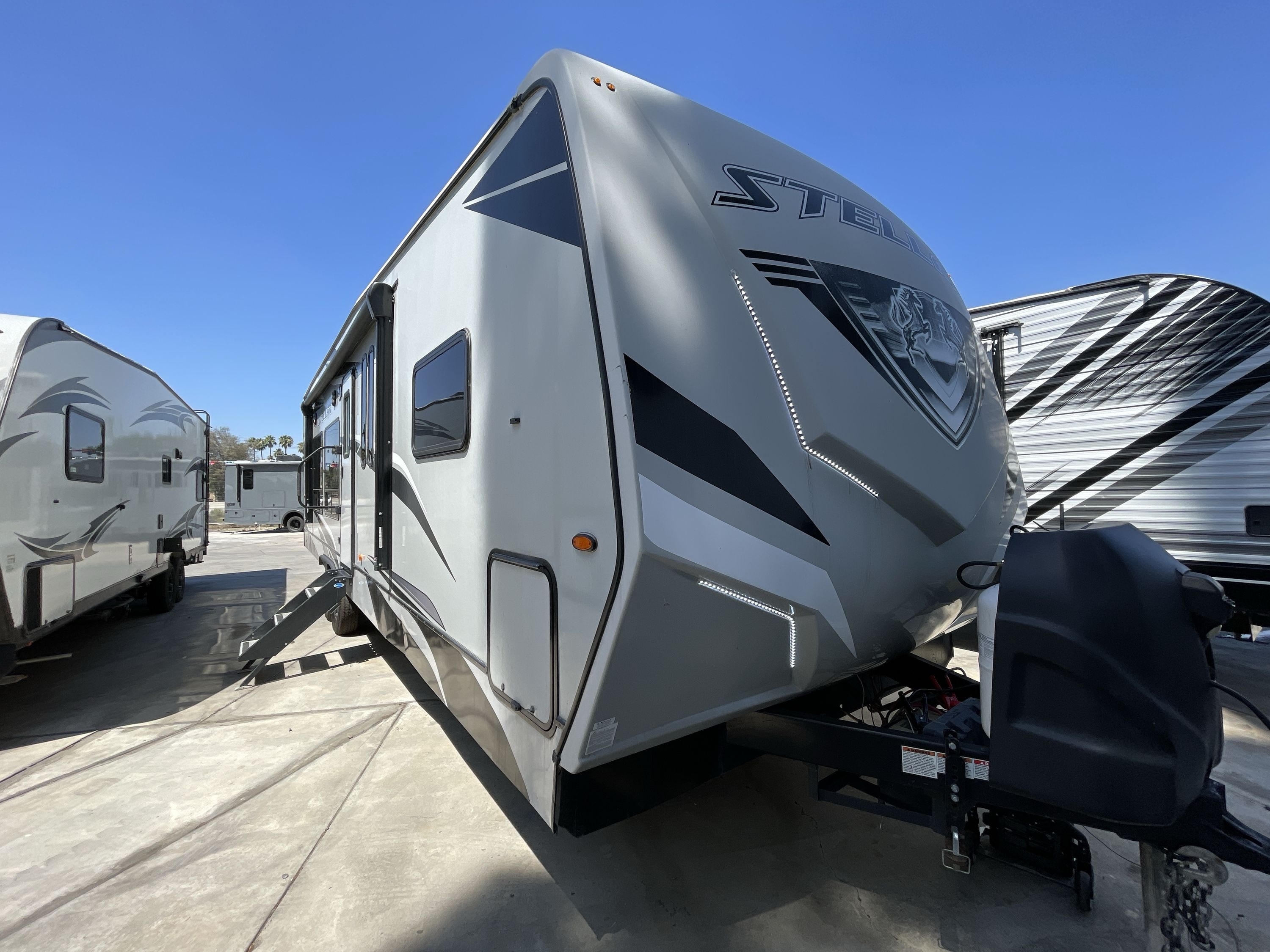 2022 Eclipse Rv STELLAR WIDE LITE 28KSG Travel Trailer Toy Hauler RV