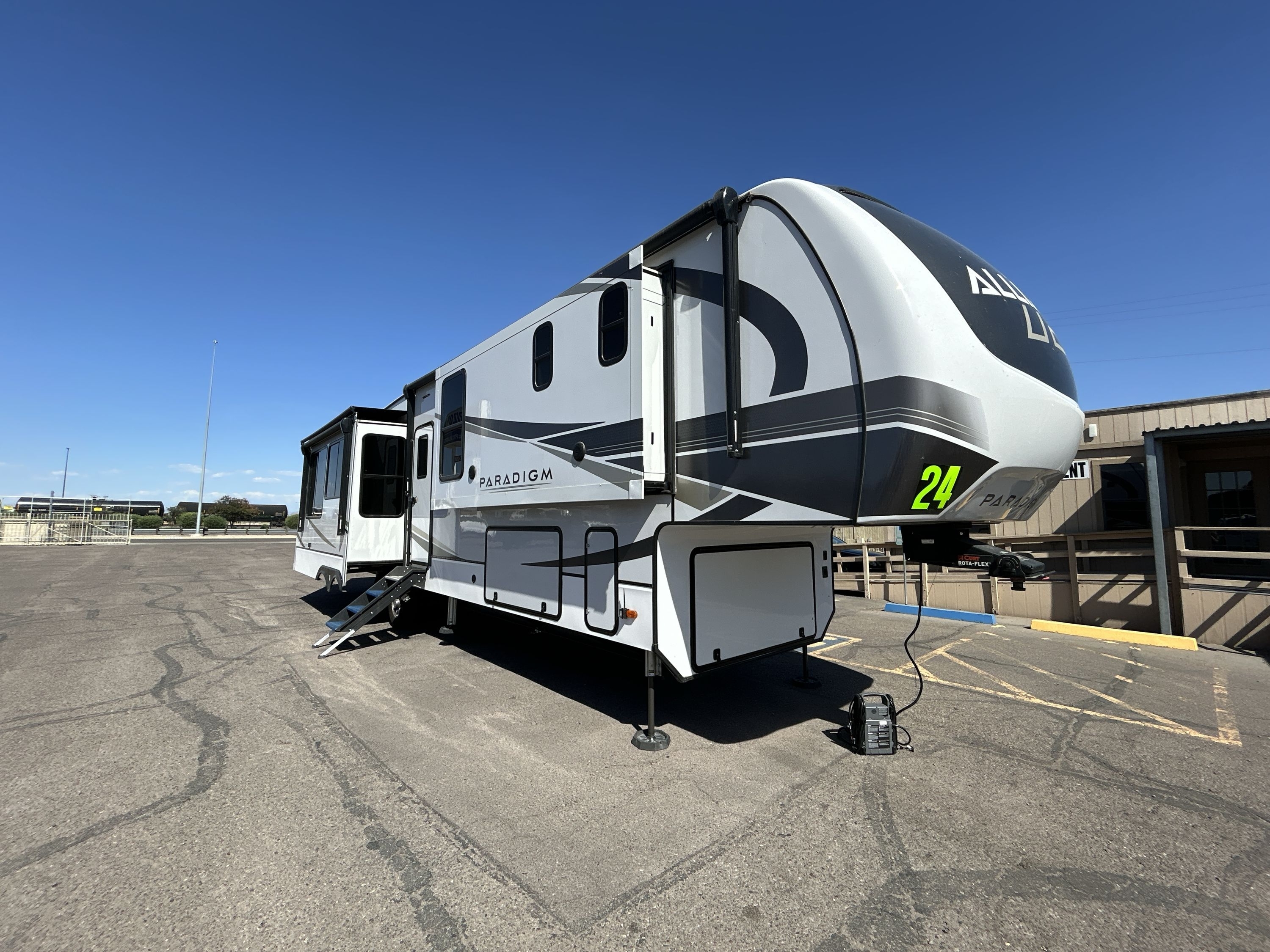 2024 Alliance PARADIGM 382RK RV