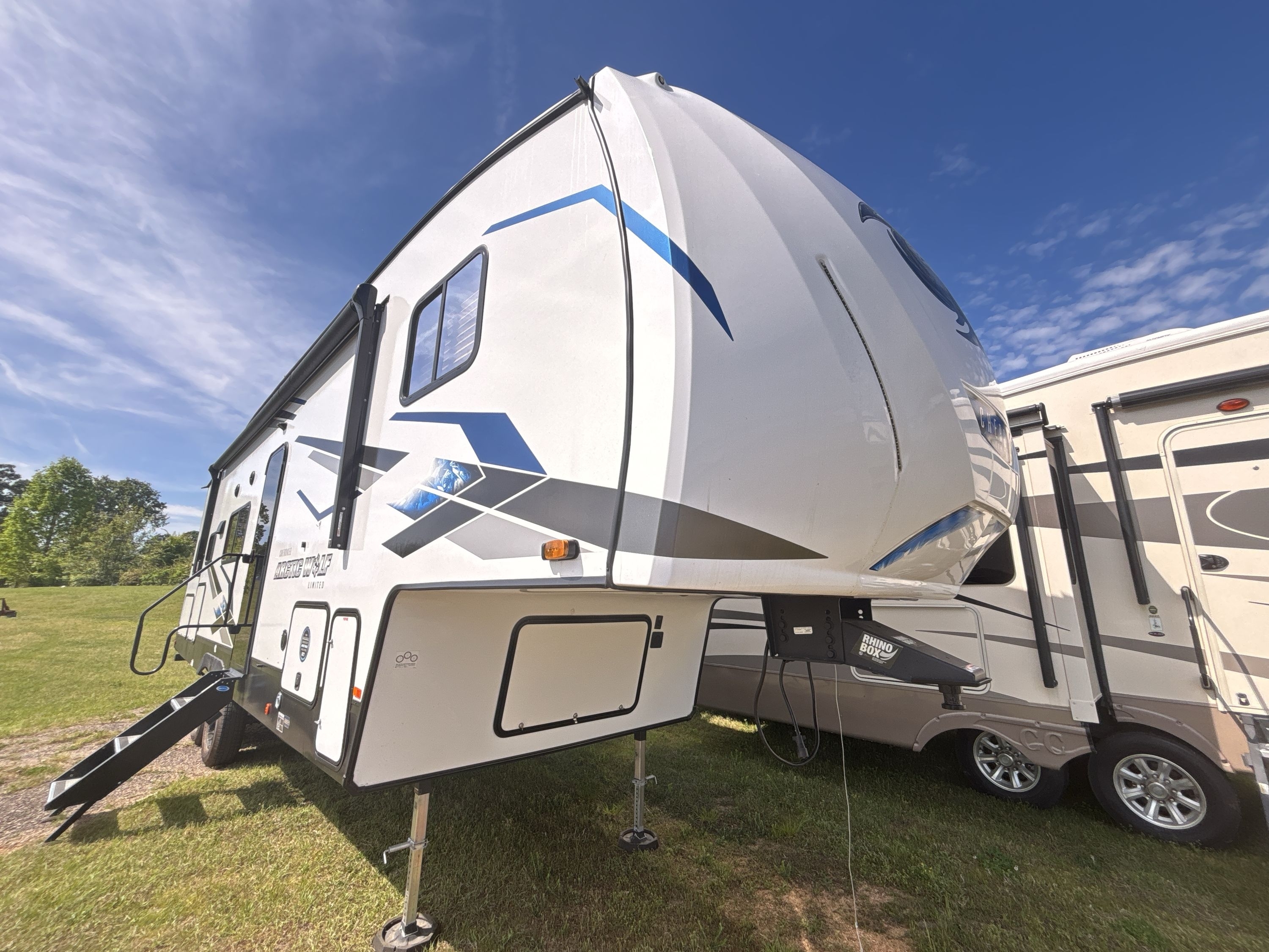 2024 Forest River ARCTIC WOLF 278BHS RV