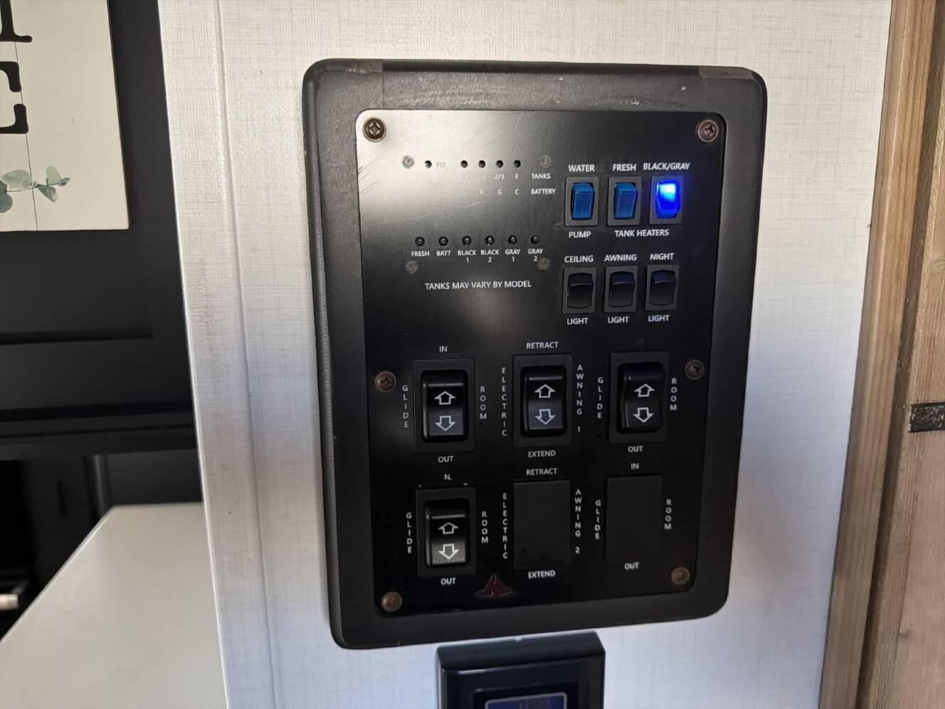 A photo of this 2023 Keystone OUTBACK 330RL