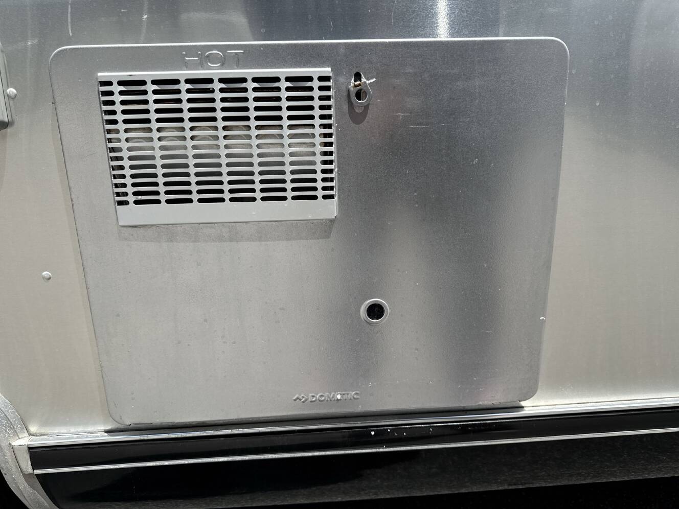 A photo of this 2017 Airstream INTERNATIONAL SERENITY 27FB