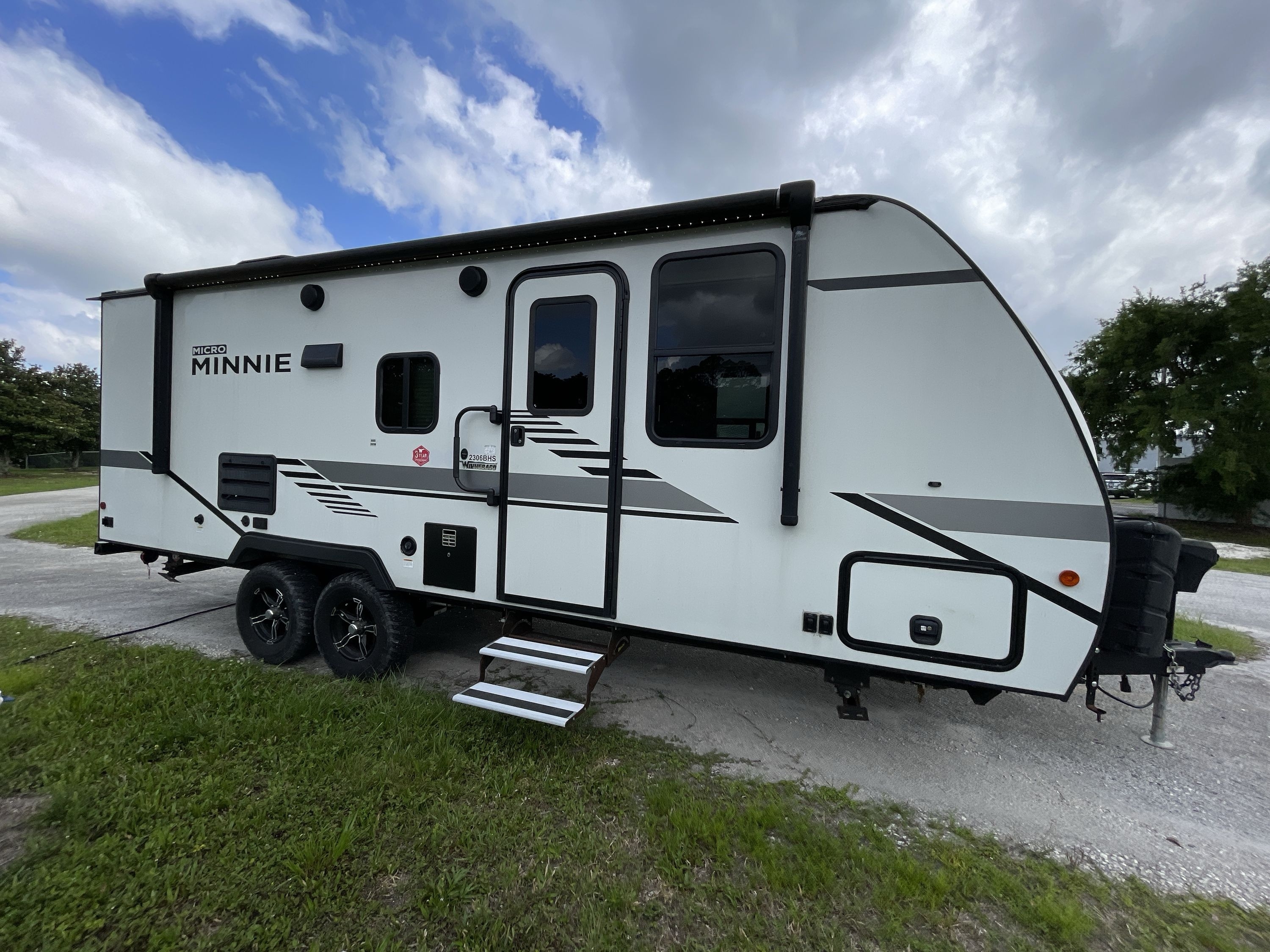 2021 Winnebago MICRO MINNIE 2306BHS RV