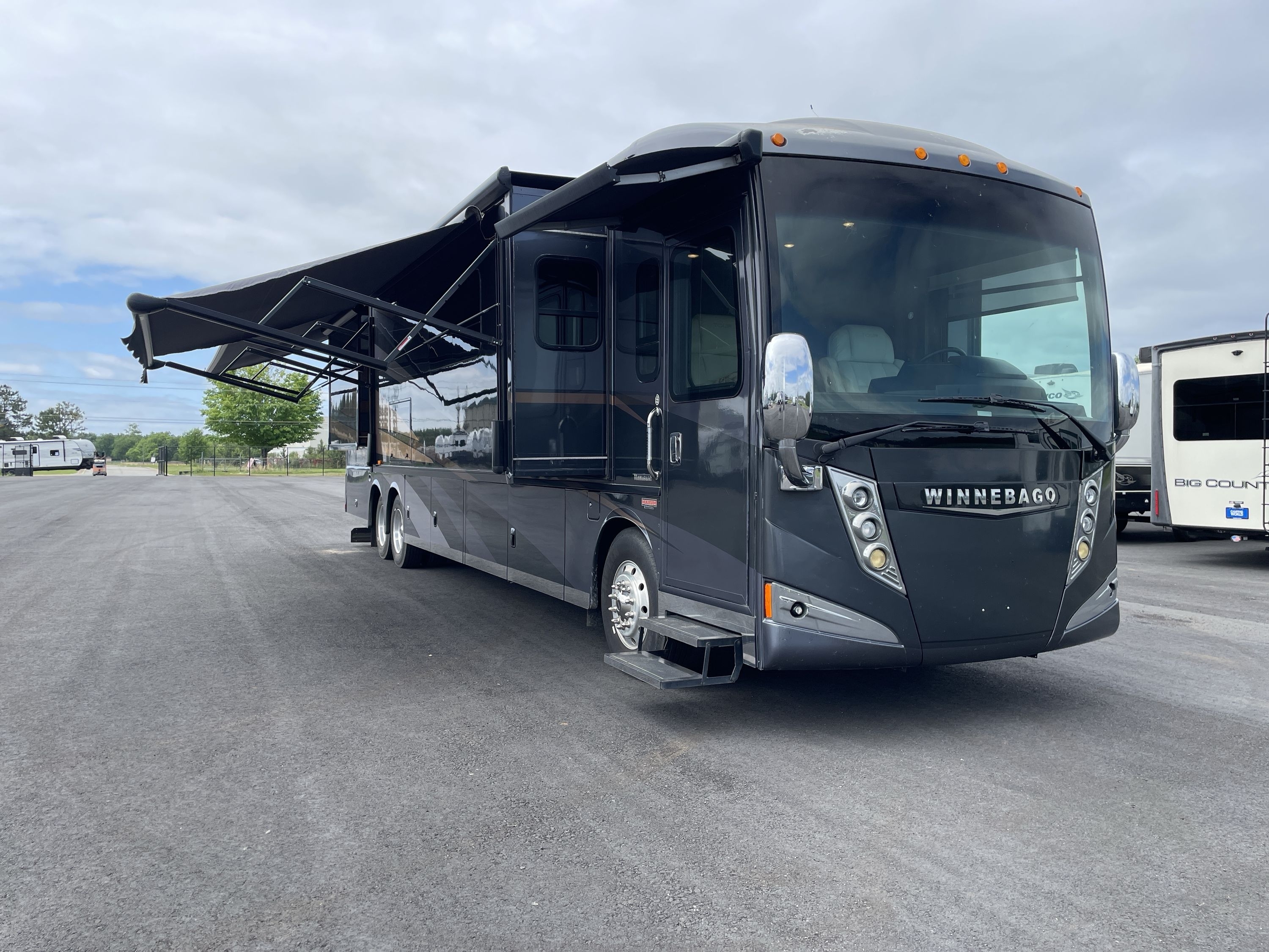 2015 Winnebago TOUR 42QD in byron GA