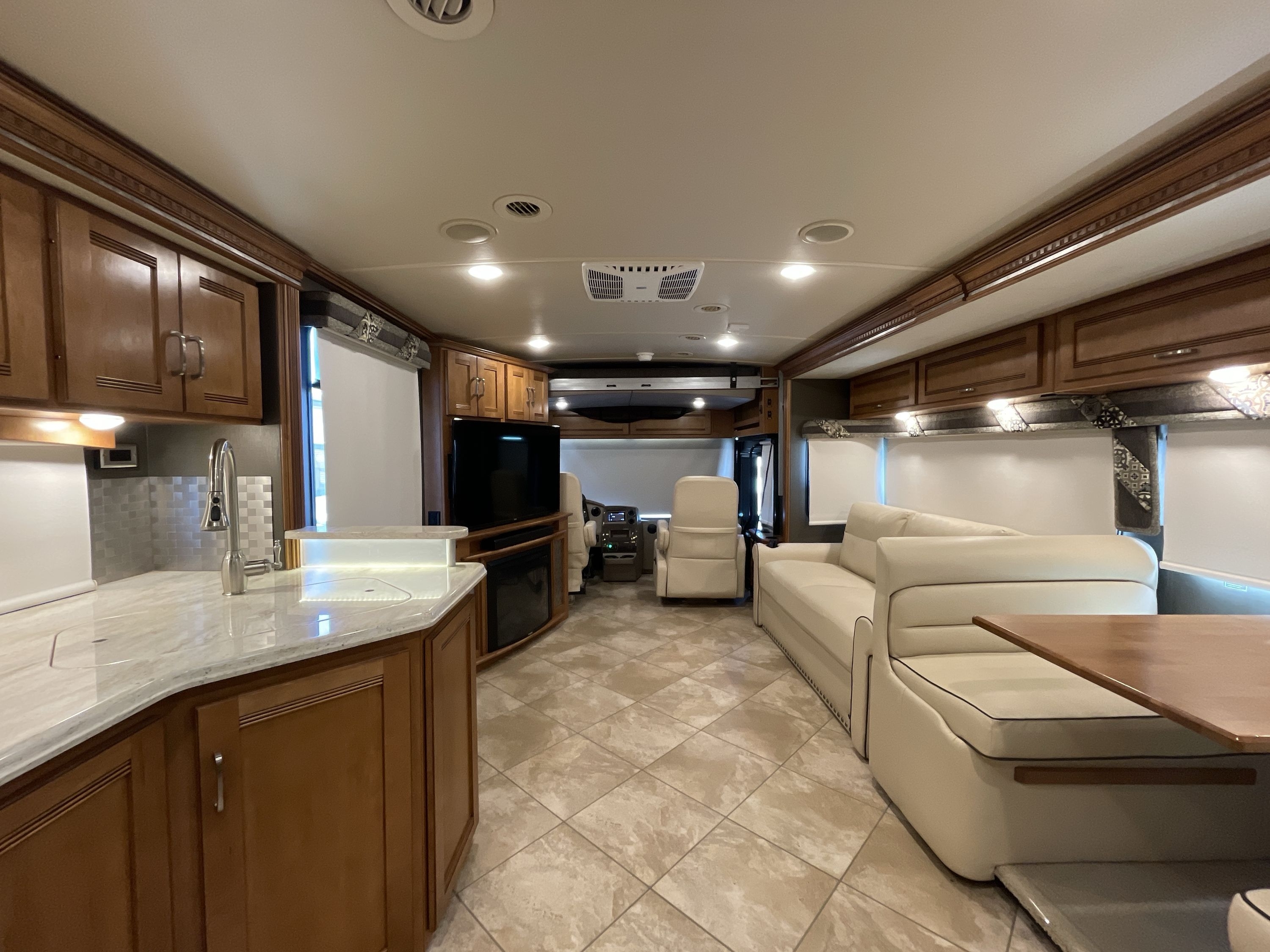 2018 Winnebago FORZA 36G in meridian ID