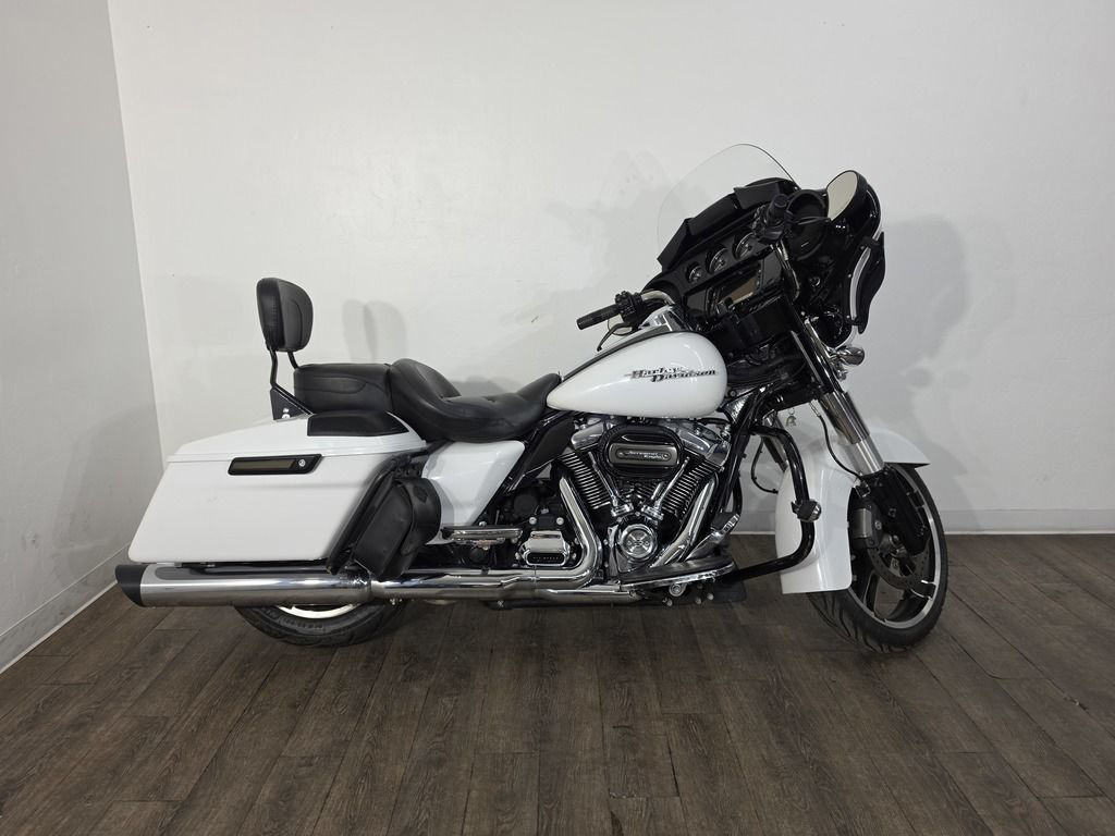 2017 Harley-Davidson Street Glide FLHXS - Special SPECIAL in Tucson, AZ