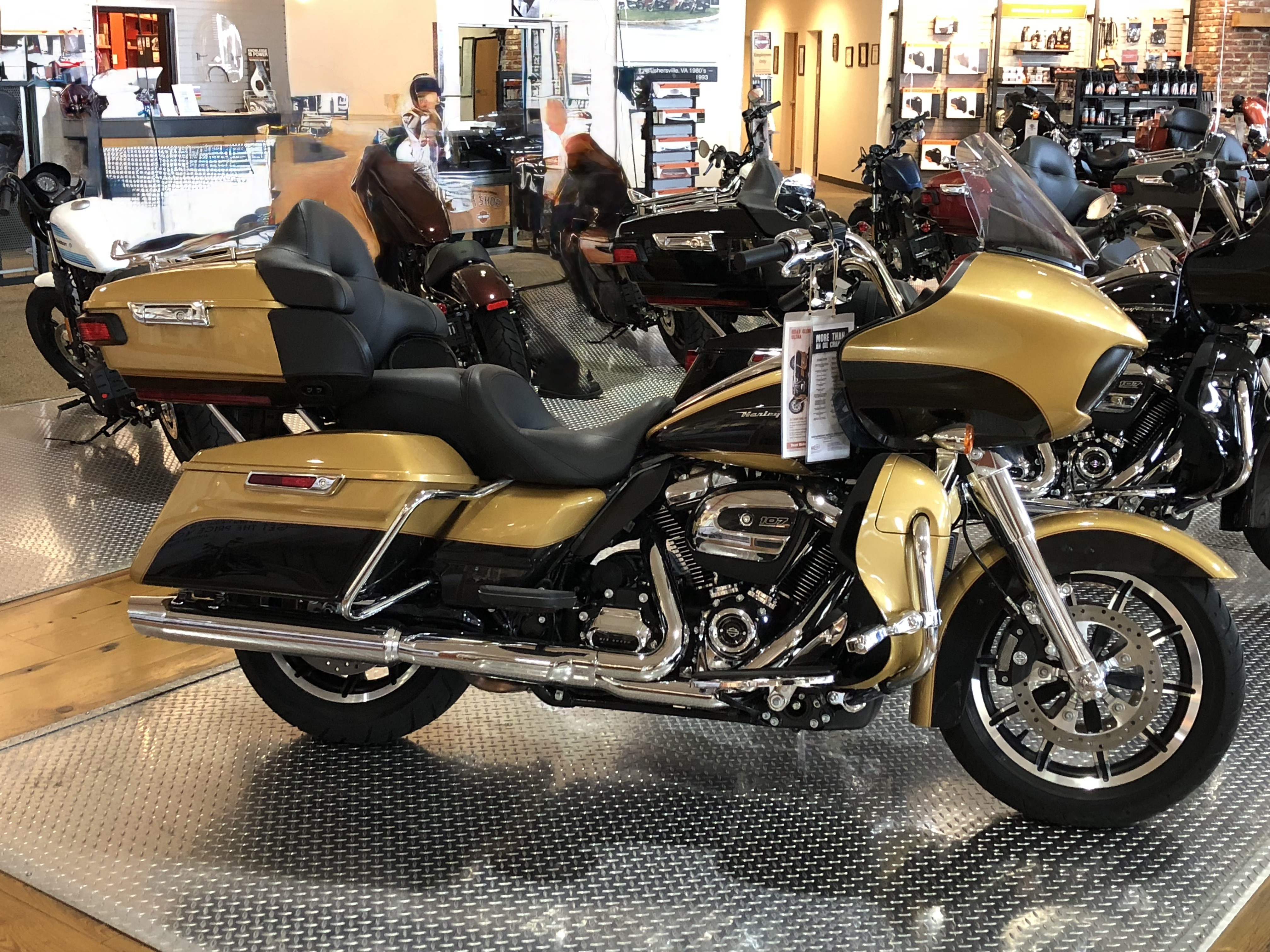 2017 Harley-Davidson ROAD GLIDE FLTRU in kansas city MO