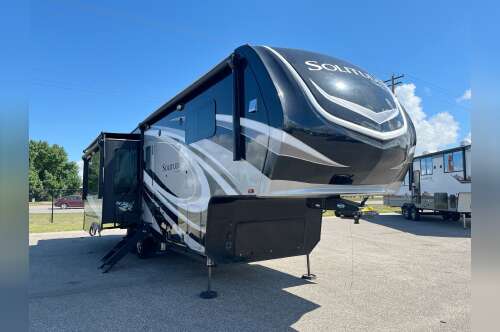 2019 Grand Design SOLITUDE 310GK in west fargo ND