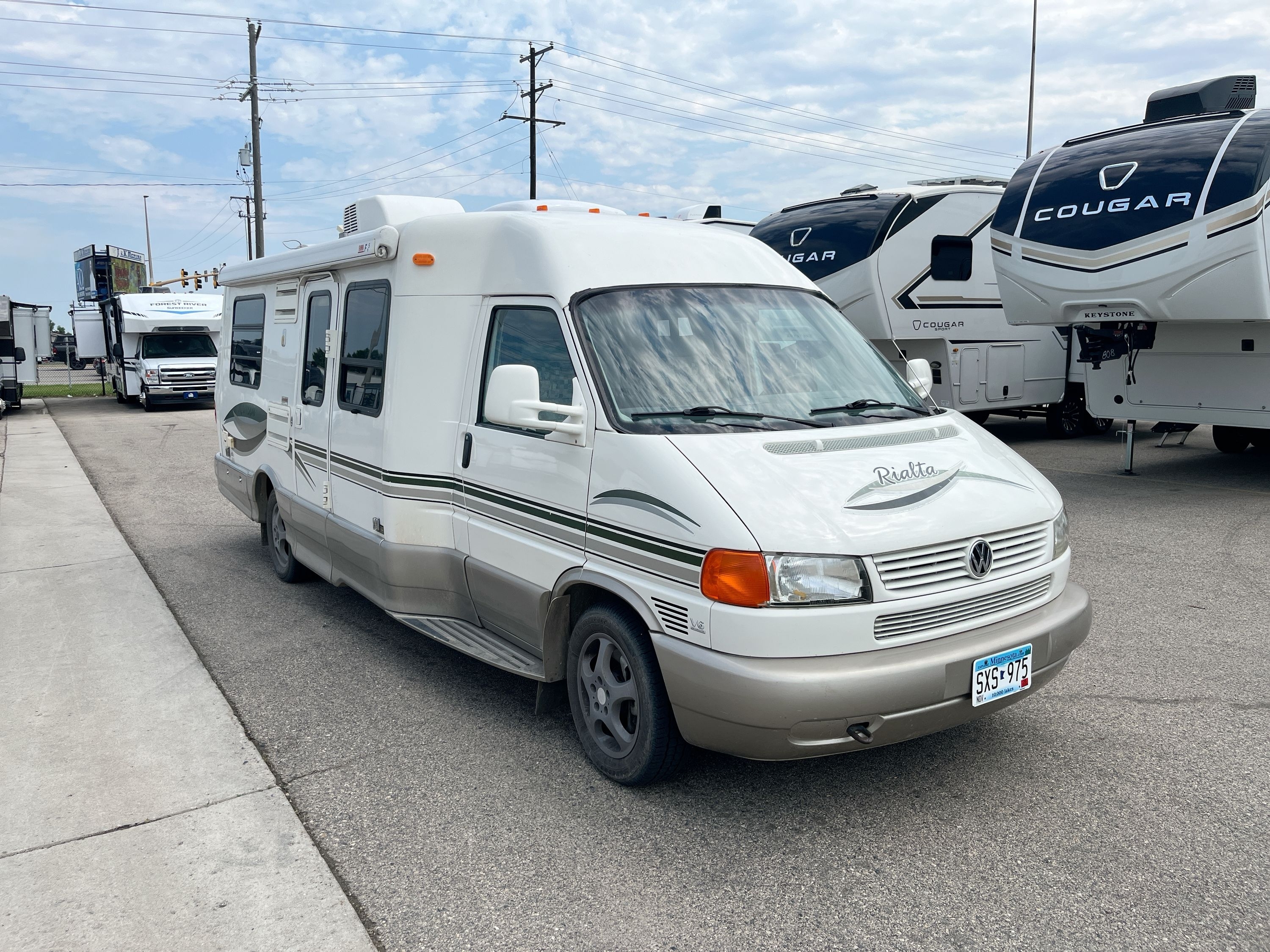2002 Winnebago RIALTA 22HD in west fargo ND