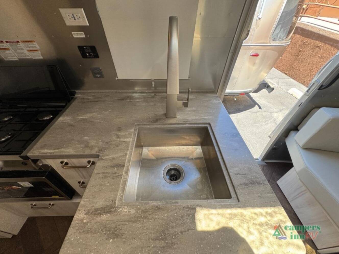 A photo of this 2026 Airstream International 25FBT