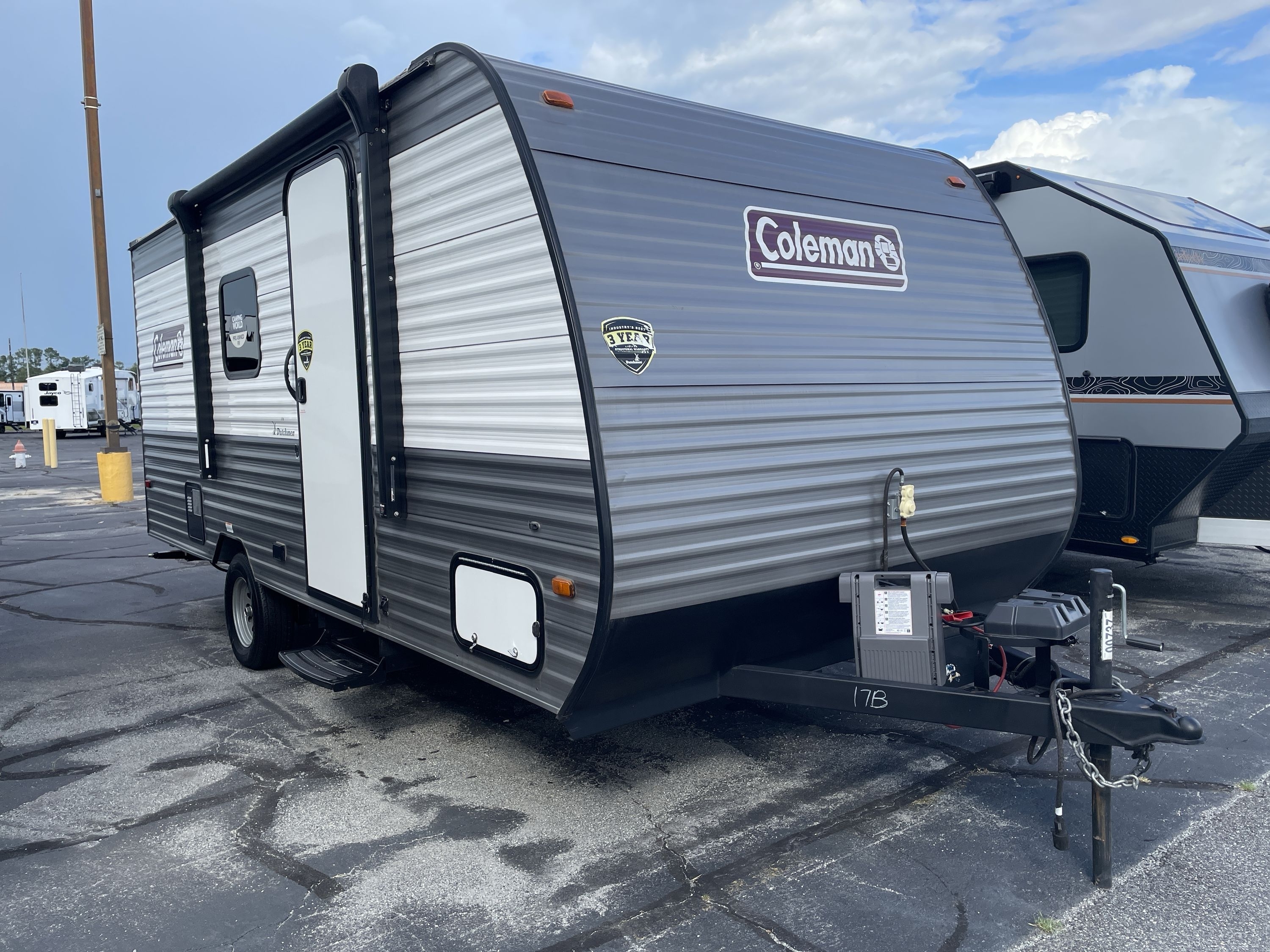 2024 Coleman COLEMAN LANTERN LT 17B RV