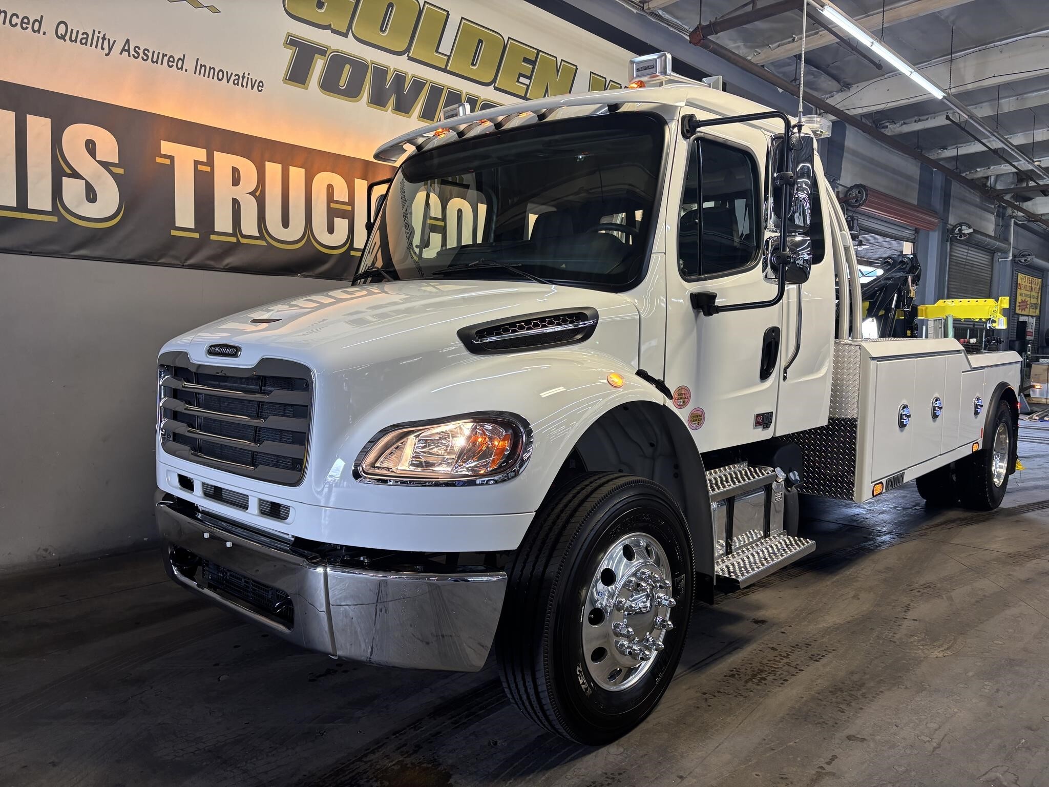 2025 FREIGHTLINER BUSINESS CLASS M2 106 in Fullerton, CA