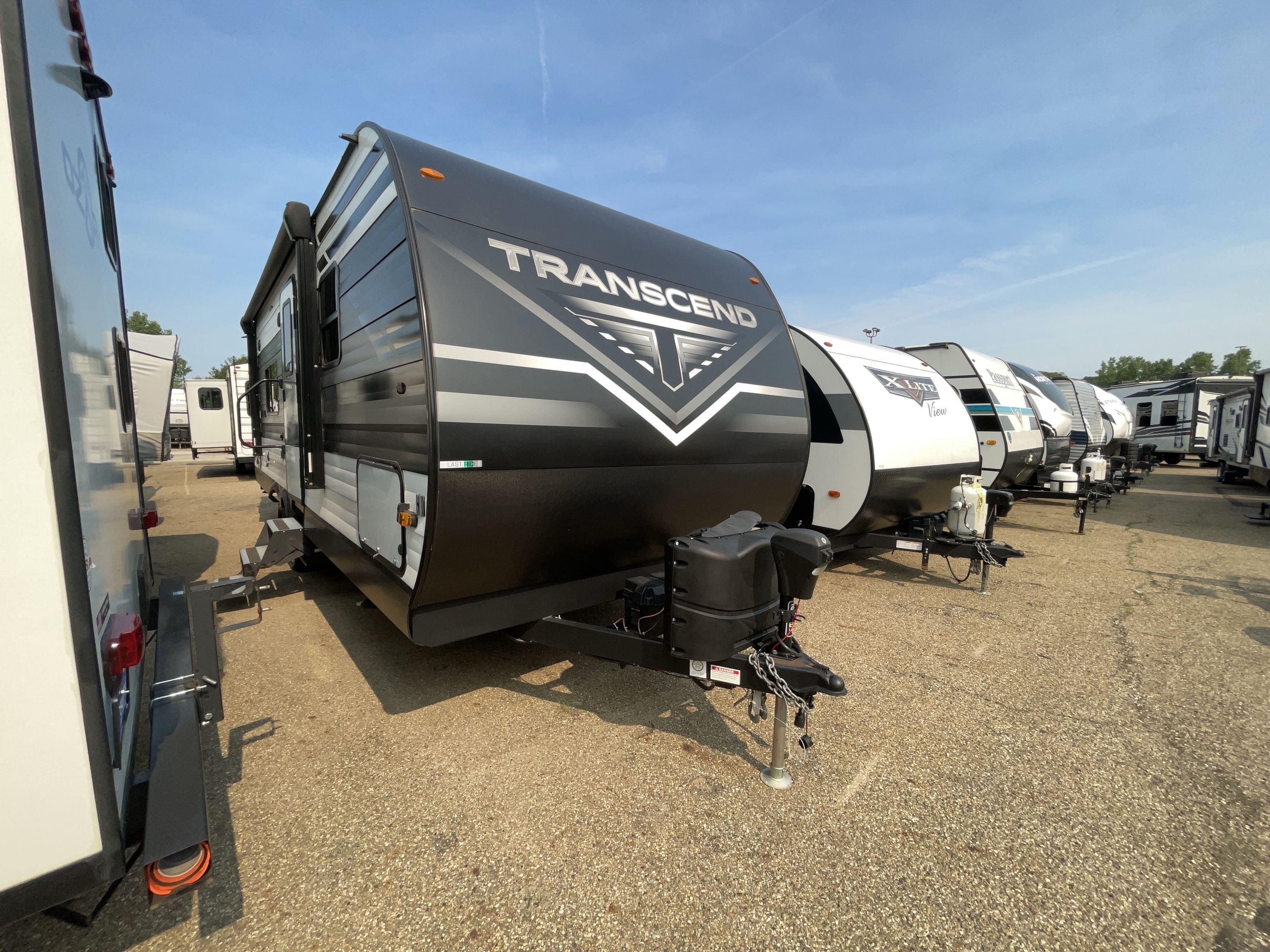 2023 Grand Design TRANSCEND XPLOR 247BH in akron OH