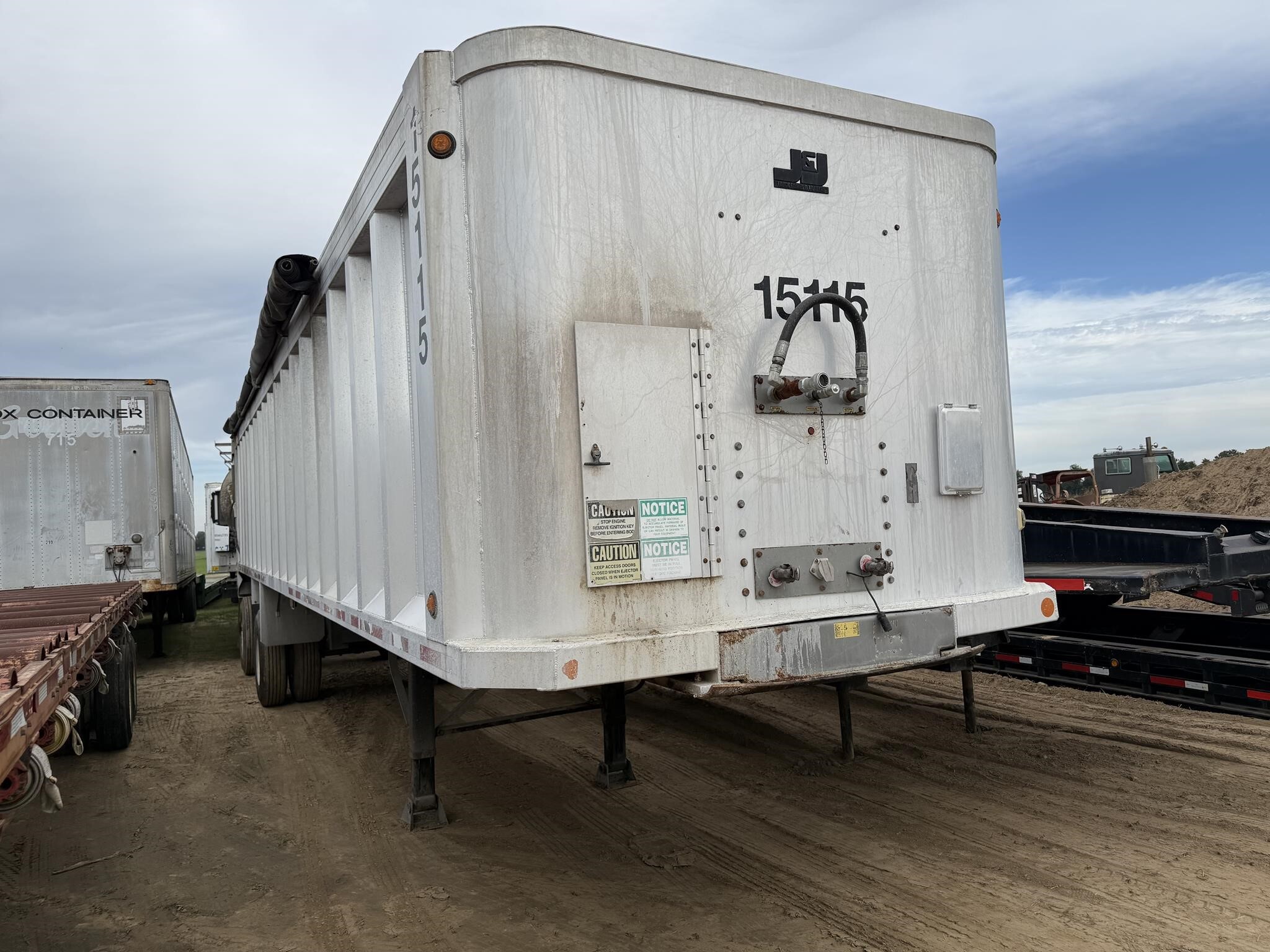 2019 SOMERSET 39 FT PUSH OUT in Covington, TN