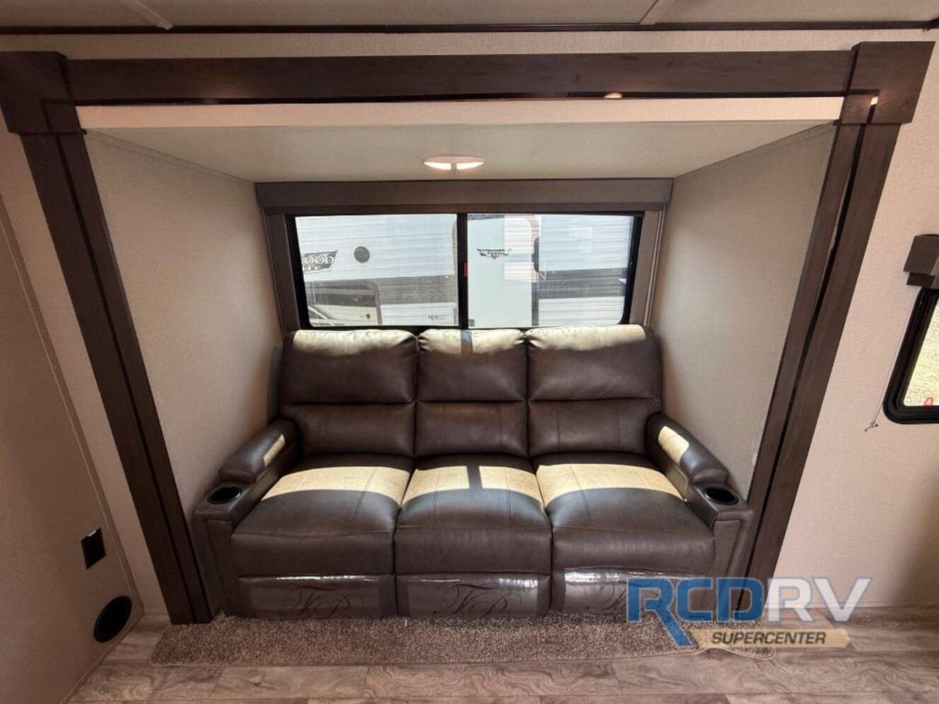 A photo of this 2022 Grand Design Transcend Xplor 200MK