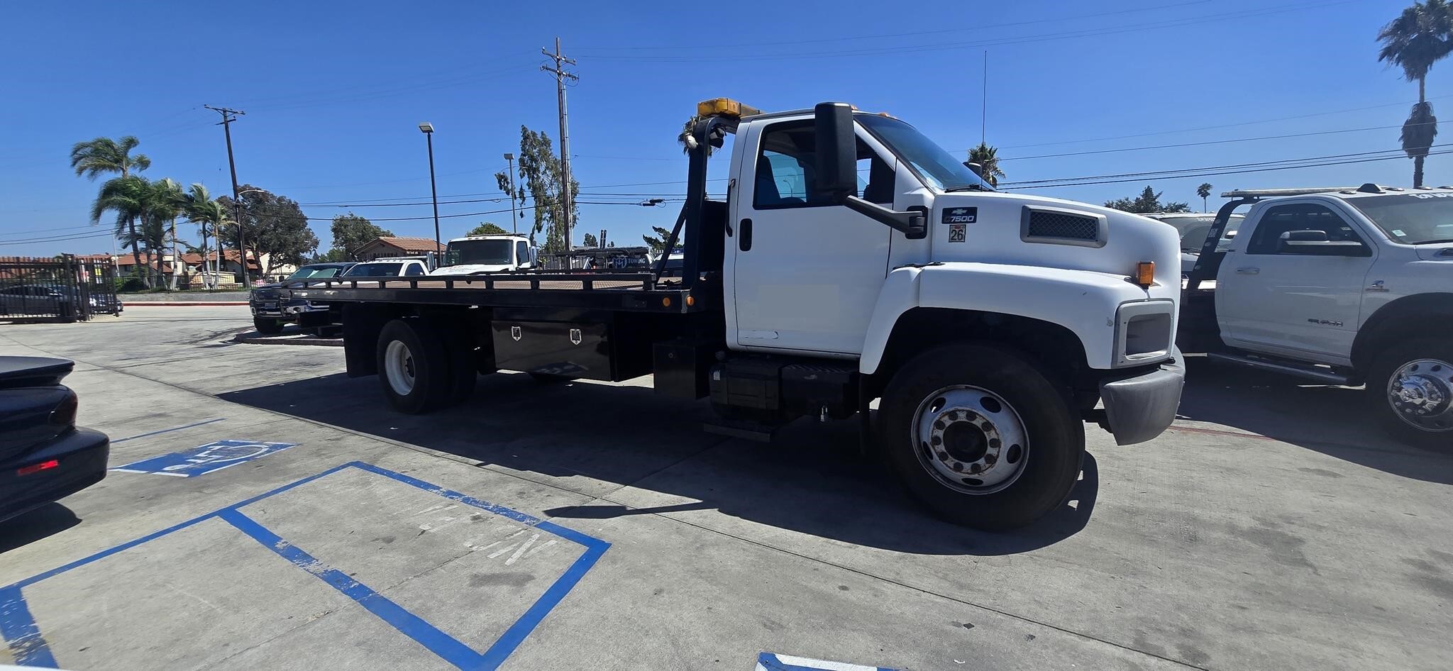 2005 CHEVROLET KODIAK C7500 in West Covina, CA