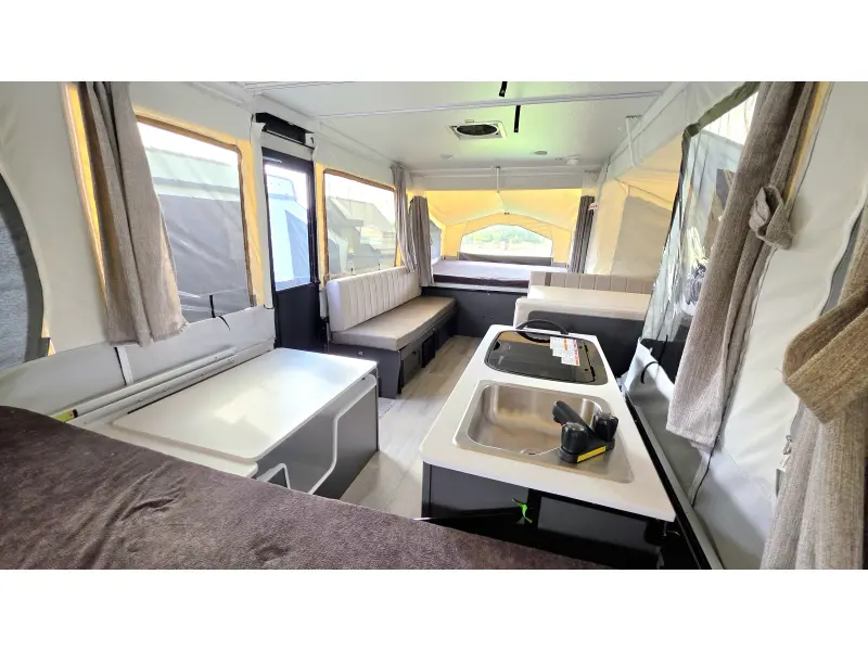 2027 Forest River Rockwood FREEDOM 2380FT