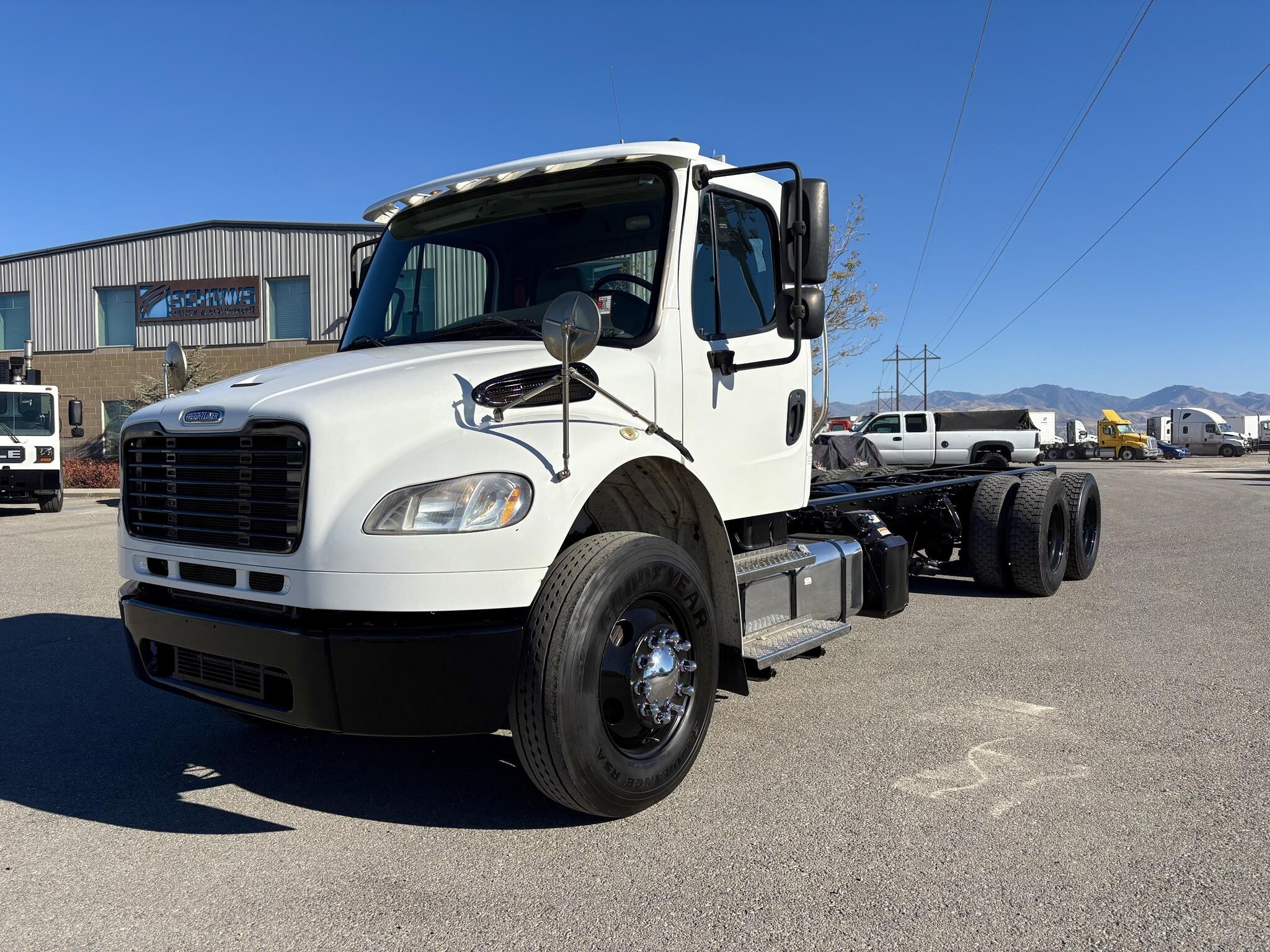 2018 FREIGHTLINER BUSINESS CLASS M2 106 in Salt Lake City, UT