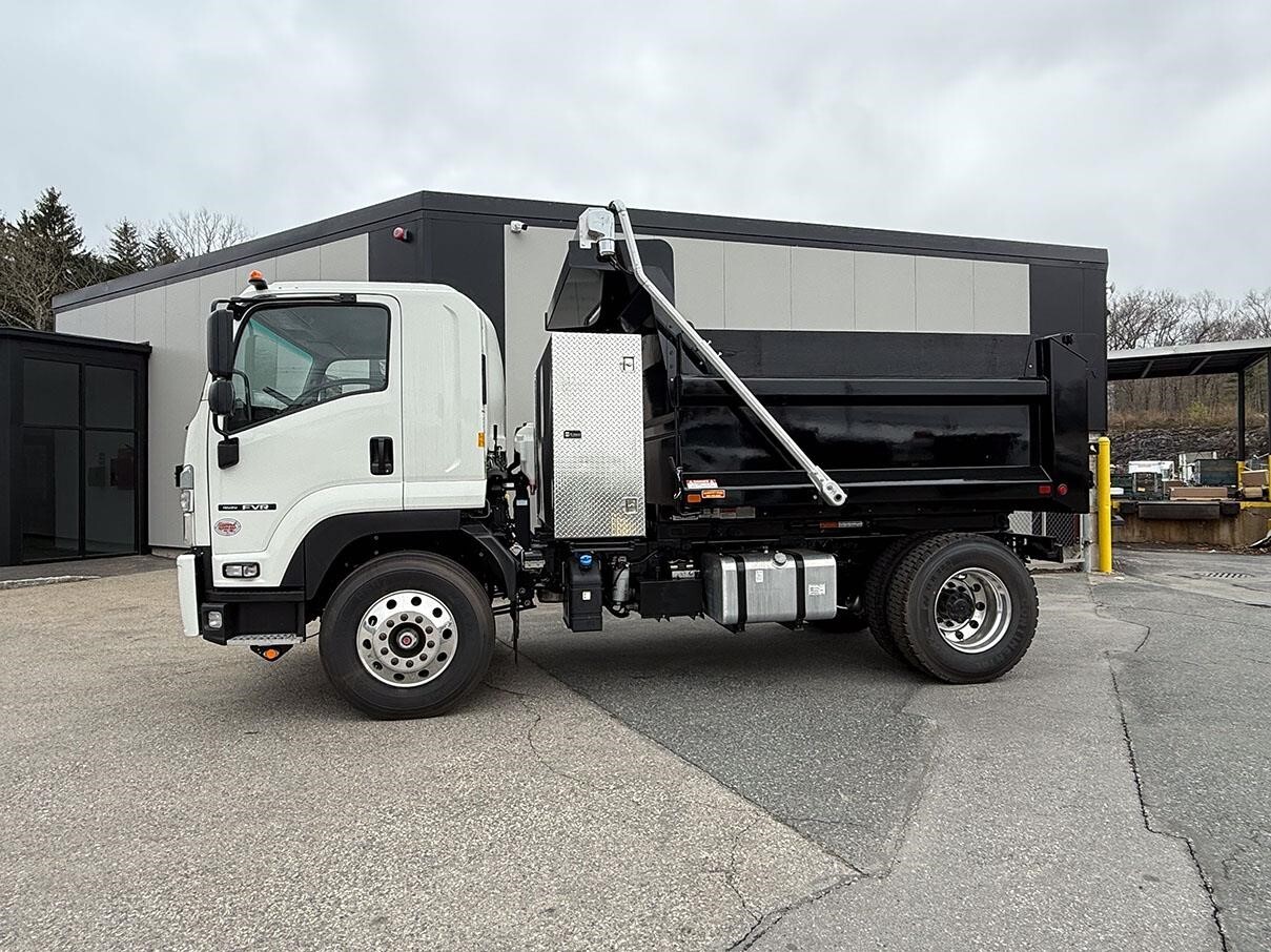 2025 ISUZU FVR in Worcester, MA