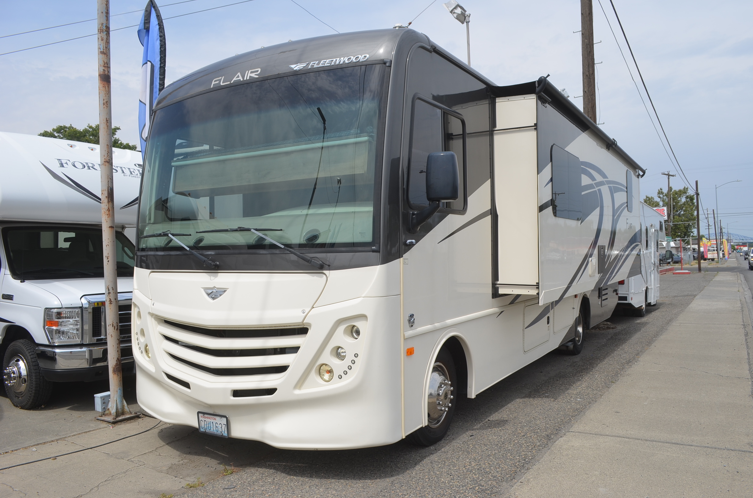 2020 Fleedwood Flair #29M in kennewick WA
