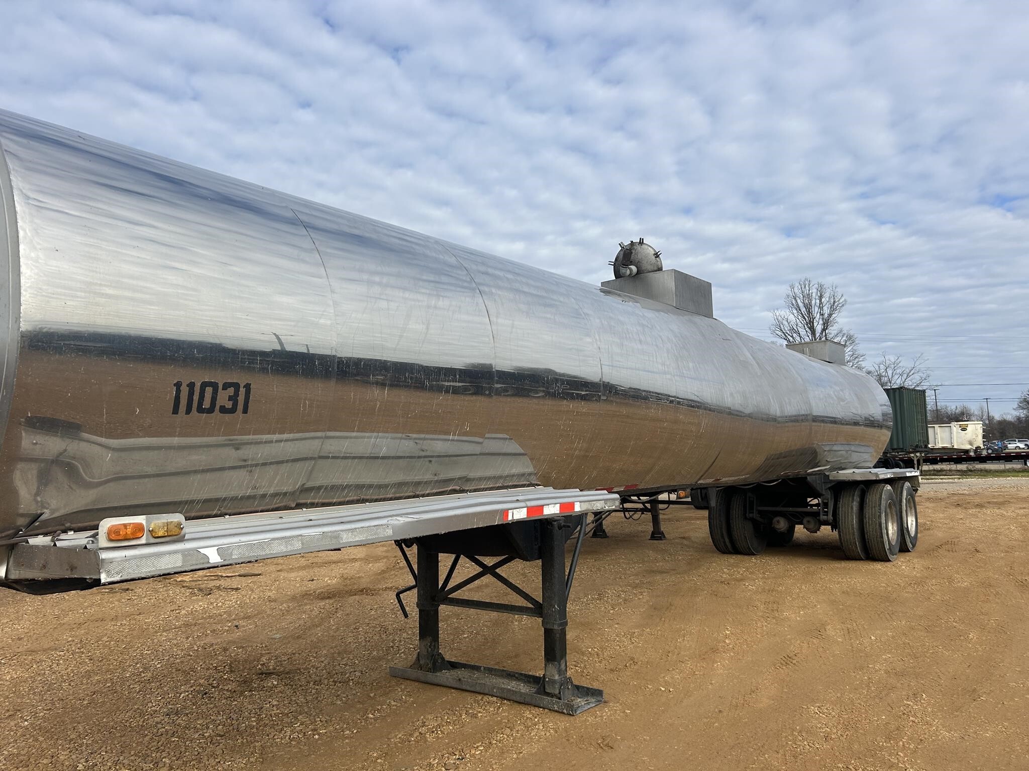 1981 BRENNER 6250 GALLON in Covington, TN