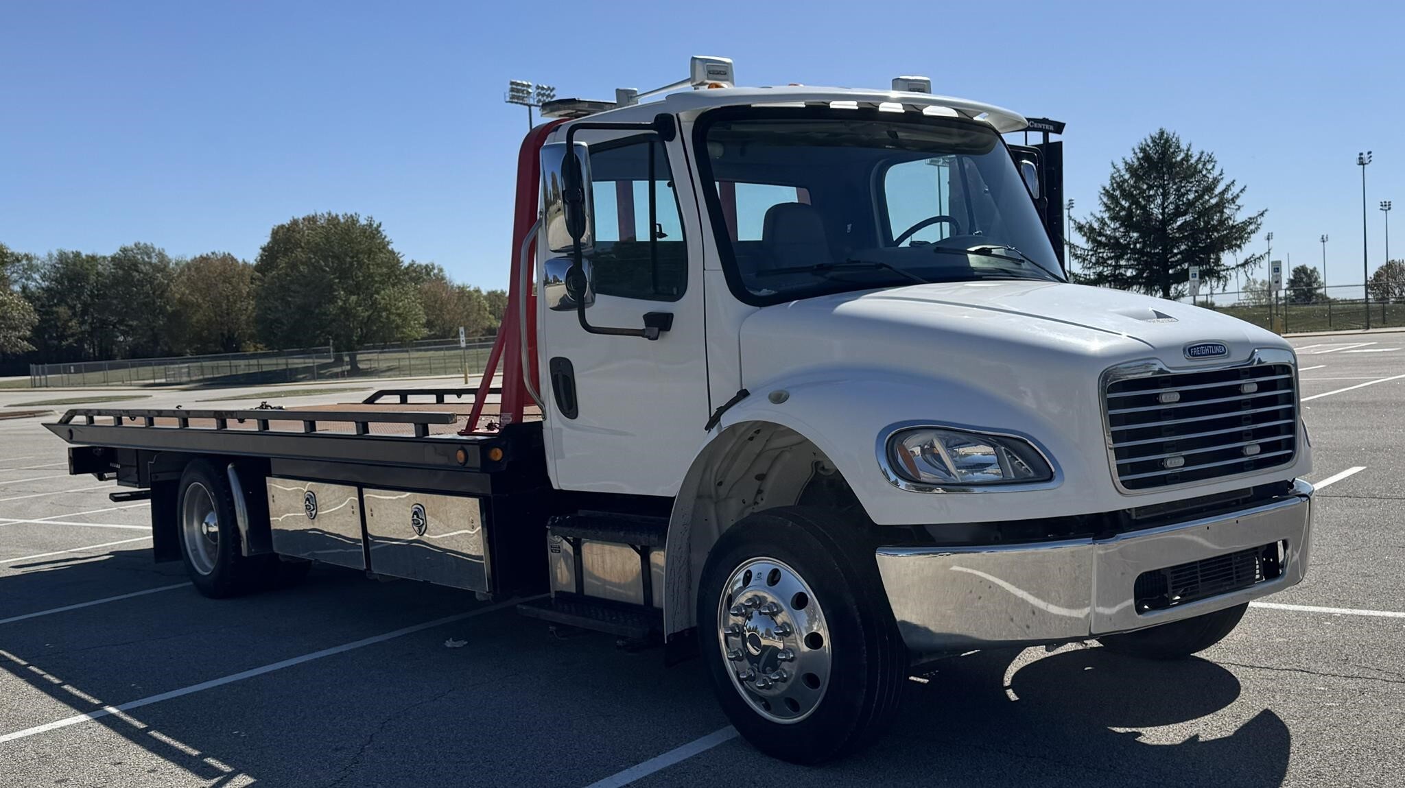 2020 FREIGHTLINER BUSINESS CLASS M2 106 in Olathe, KS