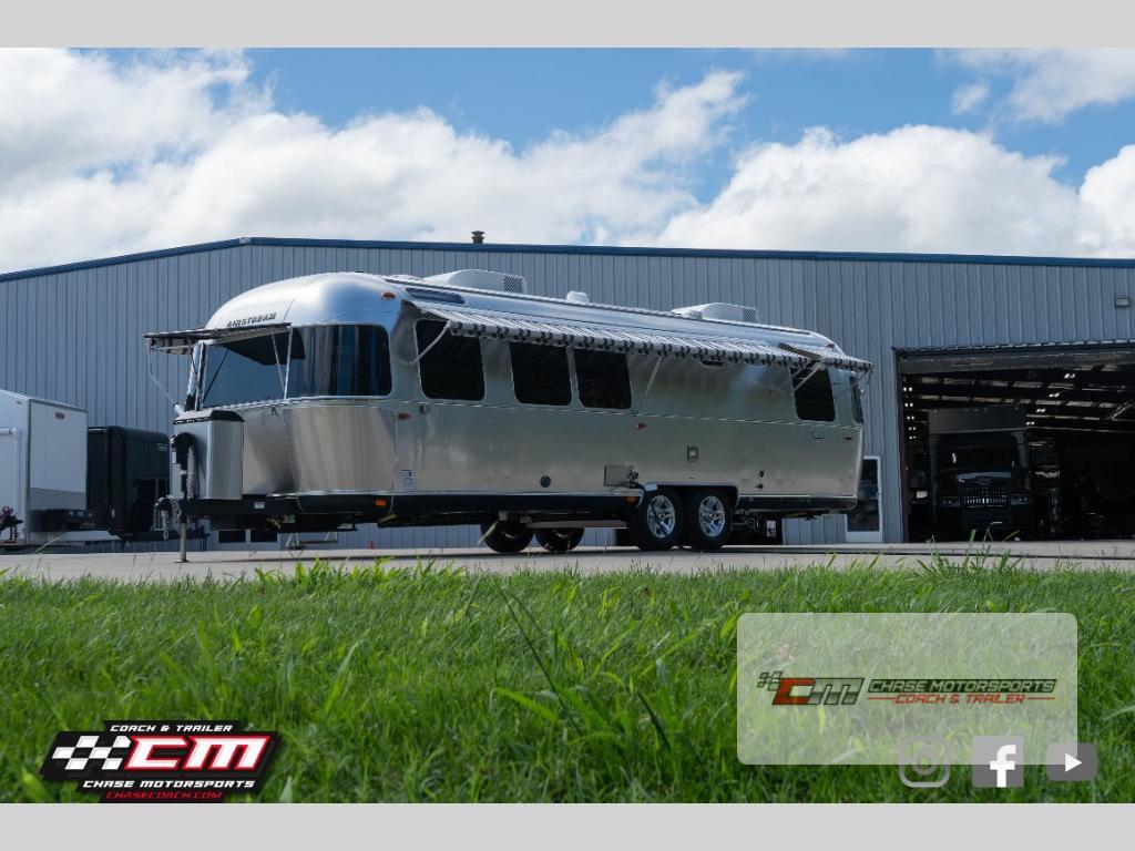 2025 Airstream Classic 30RB in paducah KY