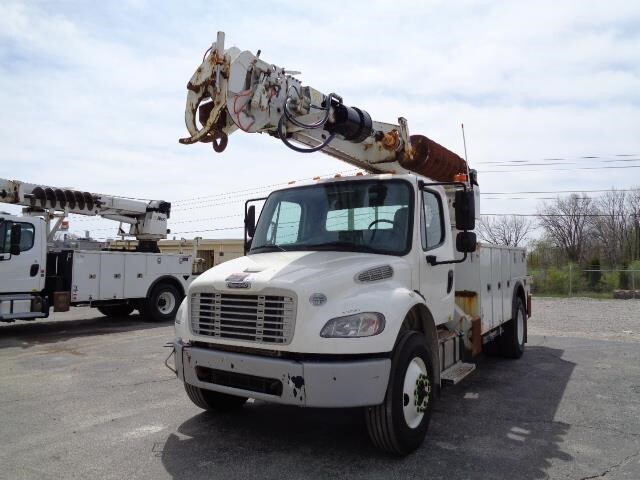 2018 FREIGHTLINER BUSINESS CLASS M2 106 in Fort Wayne, IN