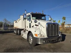2011 PETERBILT 384