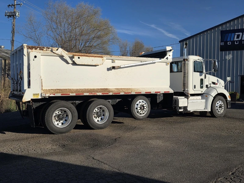 2011 PETERBILT 384