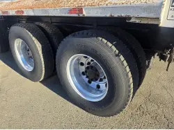 2011 PETERBILT 384