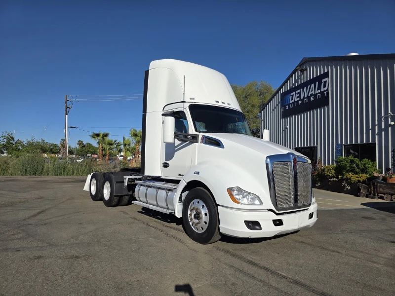 2022 KENWORTH T680