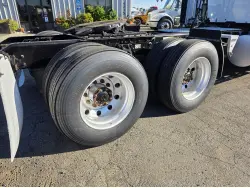 2022 KENWORTH T680