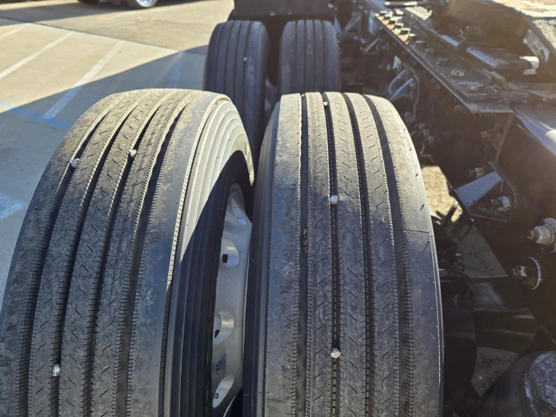 2022 KENWORTH T680