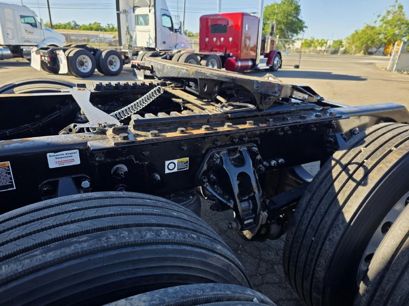 2022 KENWORTH T680