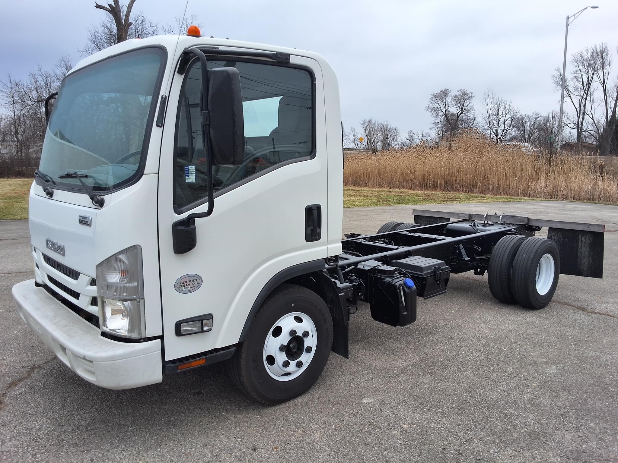 2019 ISUZU NPR HD in Fort Wayne, IN